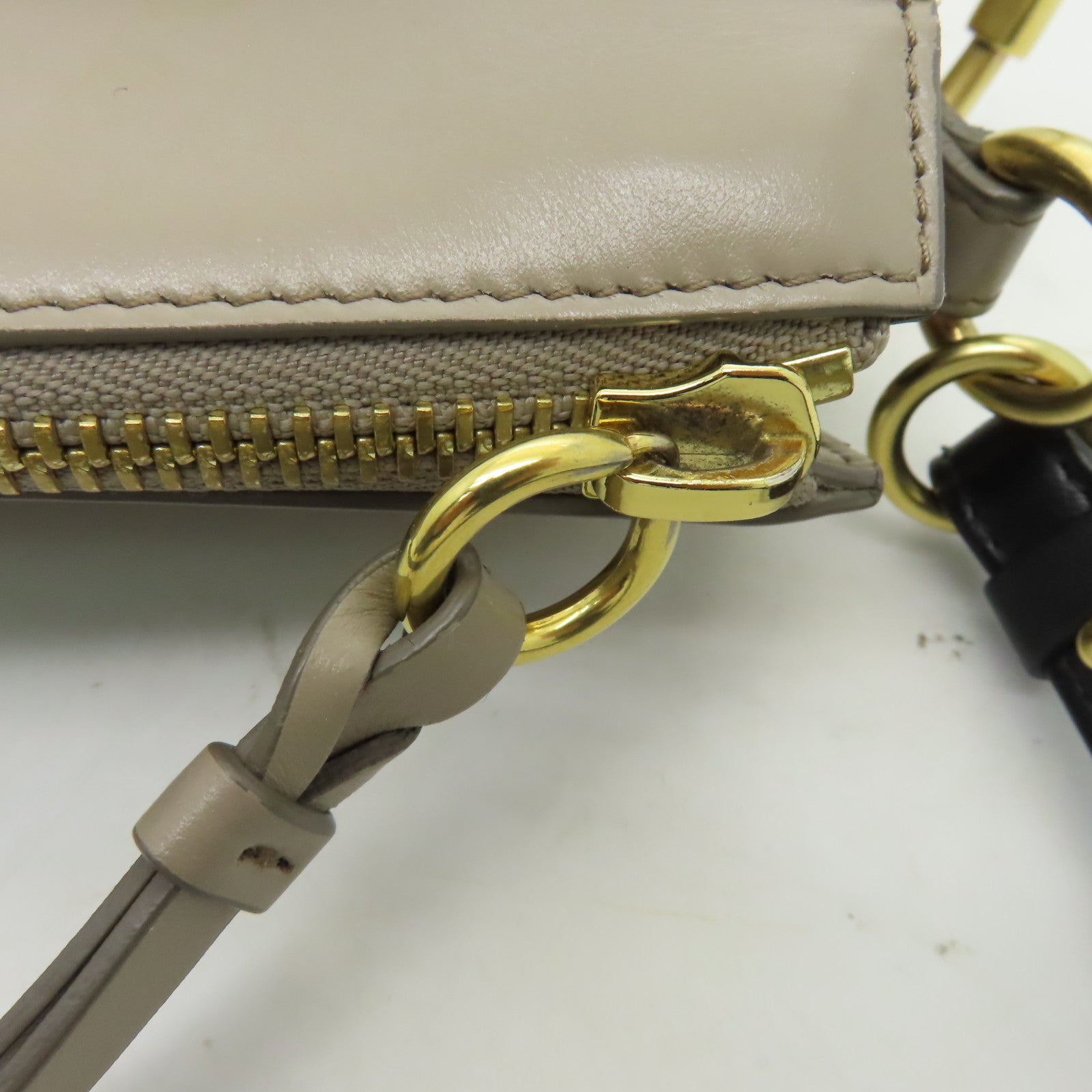 Chloe 【清倉大減價】牛皮皮革Shoulder Bag金扣手挽肩背兩用袋杏色