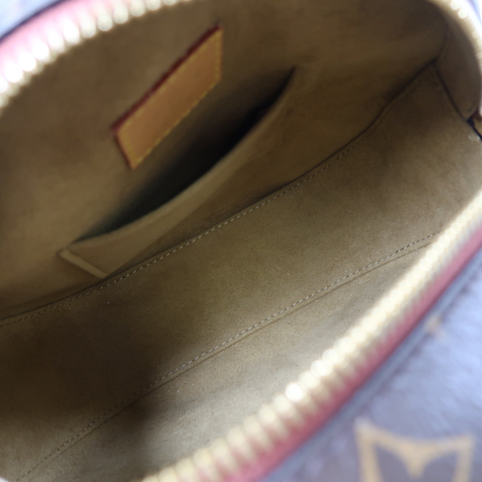 LOUIS VUITTON Monogram Boite Chapeau Souple金扣肩背袋棕色