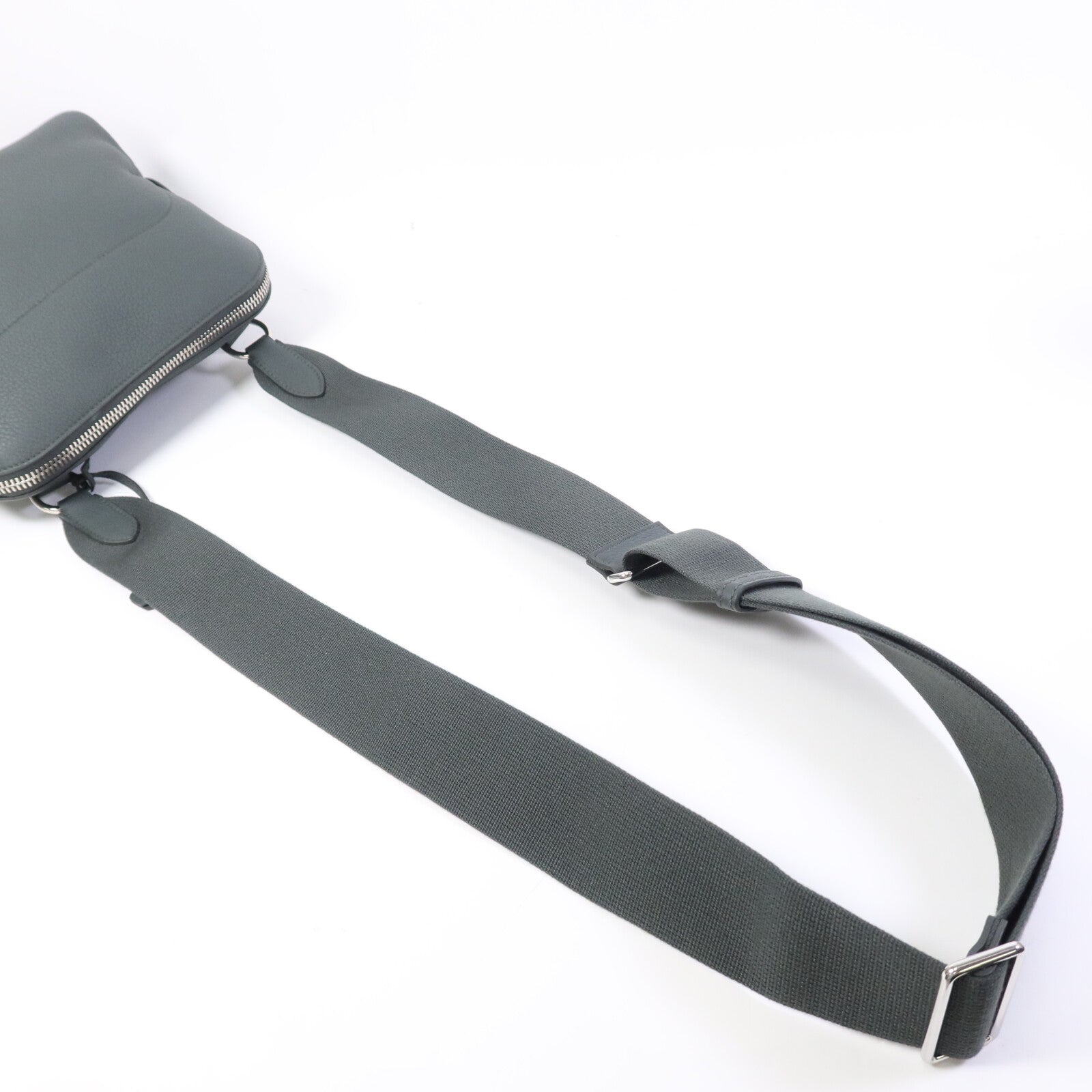 HERMES Togo皮革Bolide Messenger銀扣肩背袋Vert Mangrove