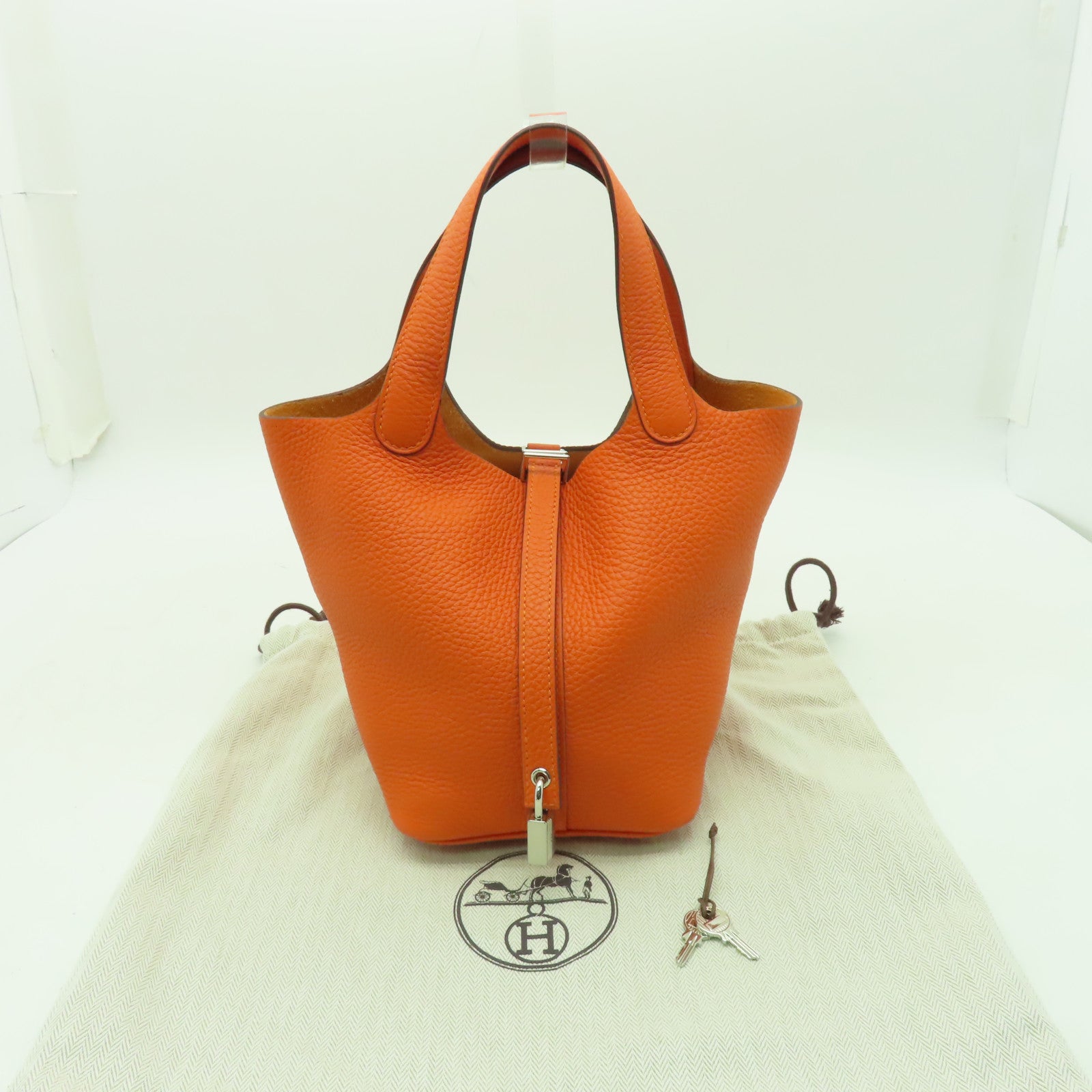 HERMES **【清倉大減價】Clemence皮革Pictin PM銀扣手挽袋Feu橙色