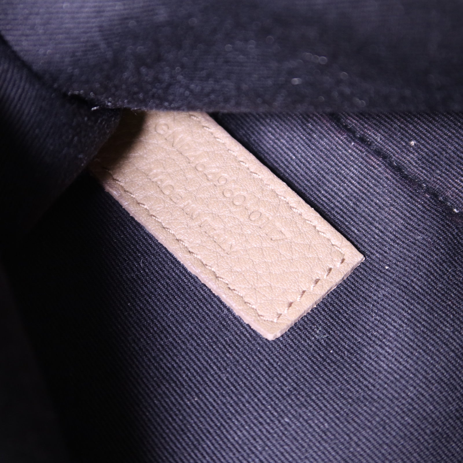 SAINT LAURENT 牛皮皮革Sac De Jour銀扣手挽肩背兩用袋