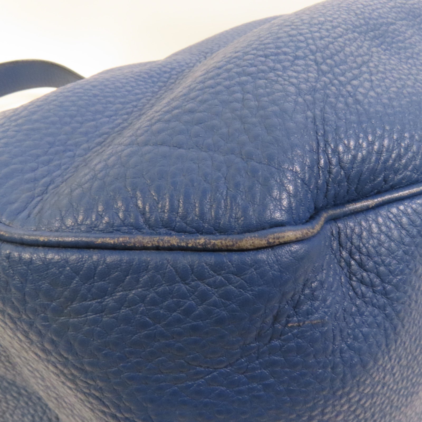 PRADA 牛皮皮革Shoulder Bag金扣肩背袋