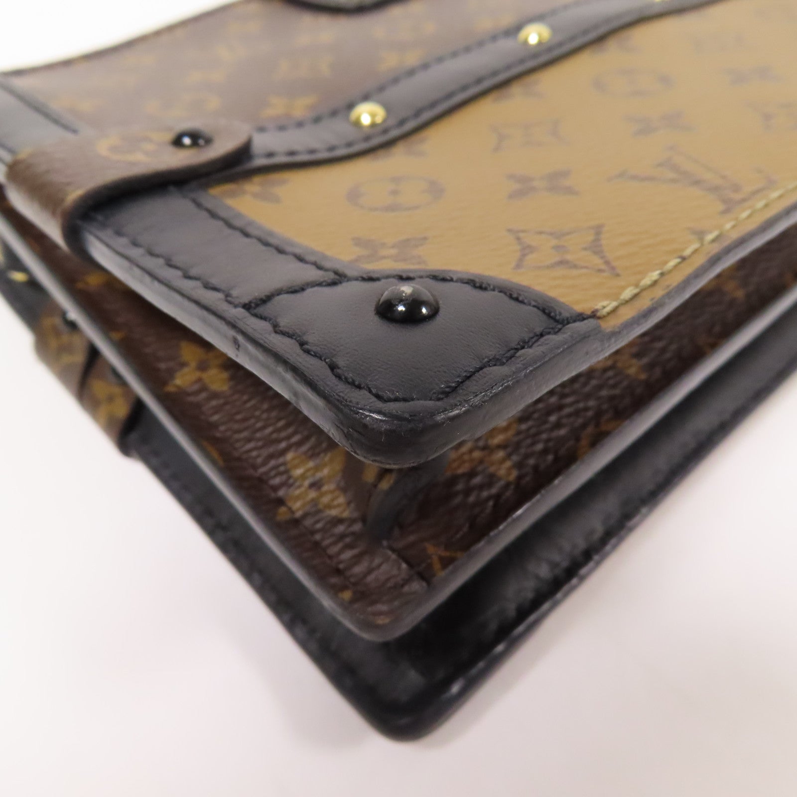 LOUIS VUITTON Monogram Reverse Trunk Clutch金扣肩背袋棕色