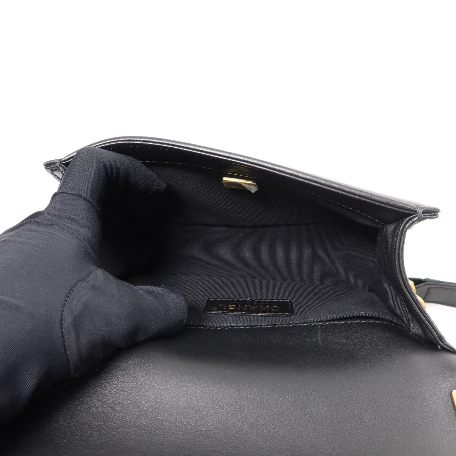 CHANEL 牛皮皮革Boy 20鏈帶肩背袋