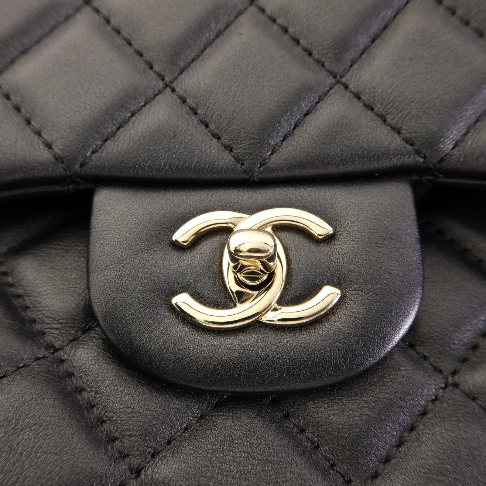 CHANEL 羊皮皮革Classic Flap Bag 40金扣鏈帶肩背袋