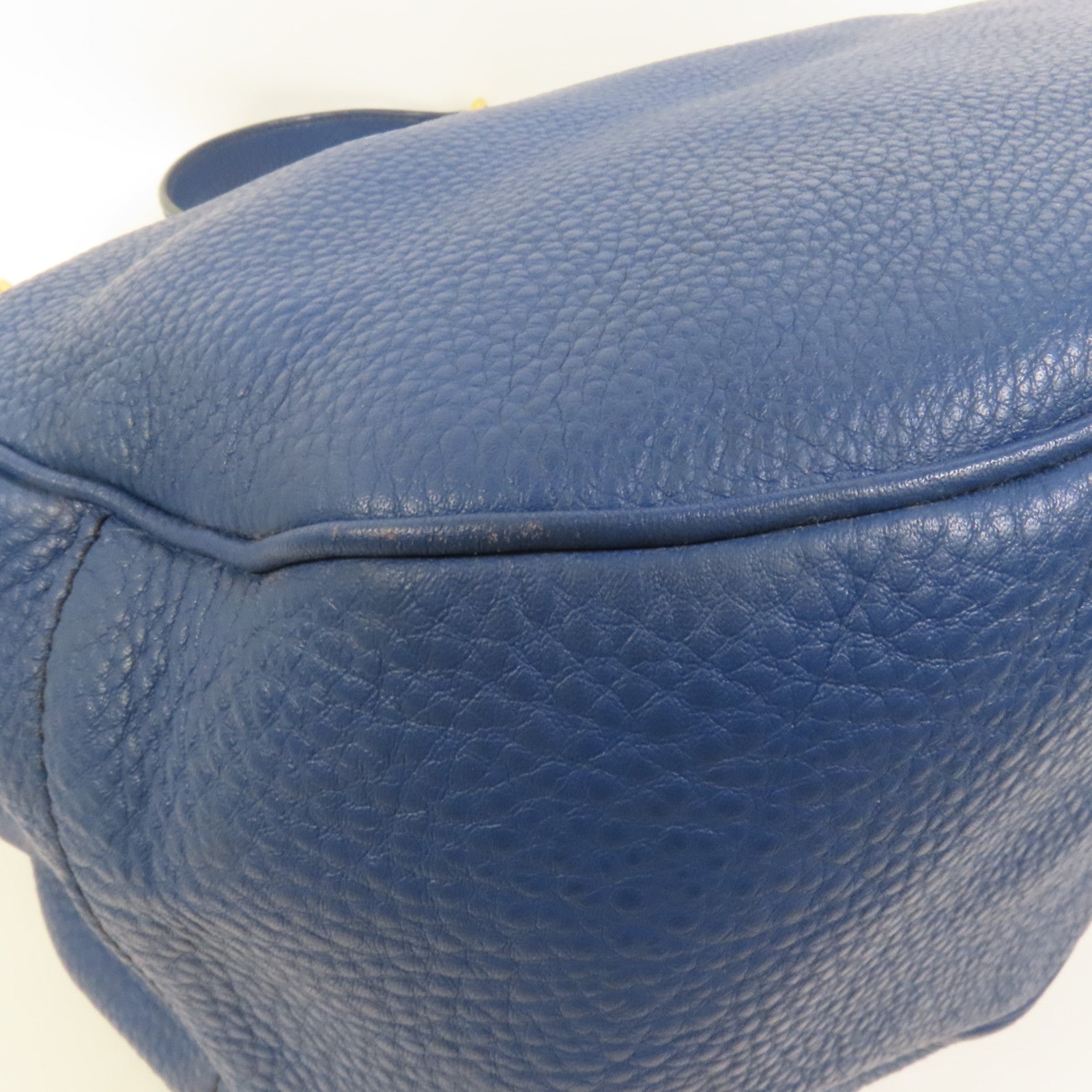 PRADA 牛皮皮革Shoulder Bag金扣肩背袋