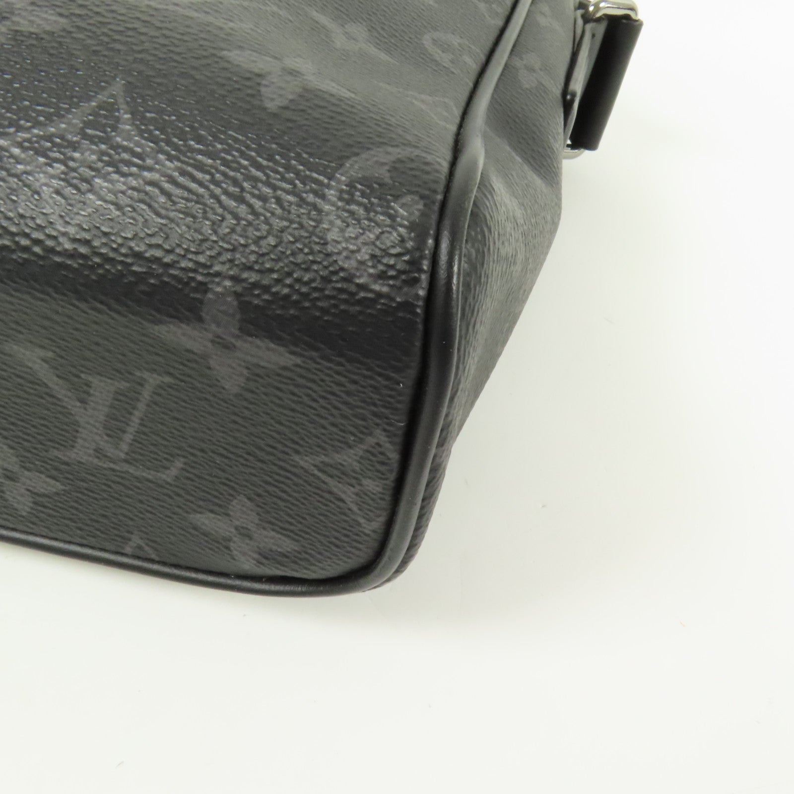 LOUIS VUITTON Monogram Eclipse District PM肩背袋