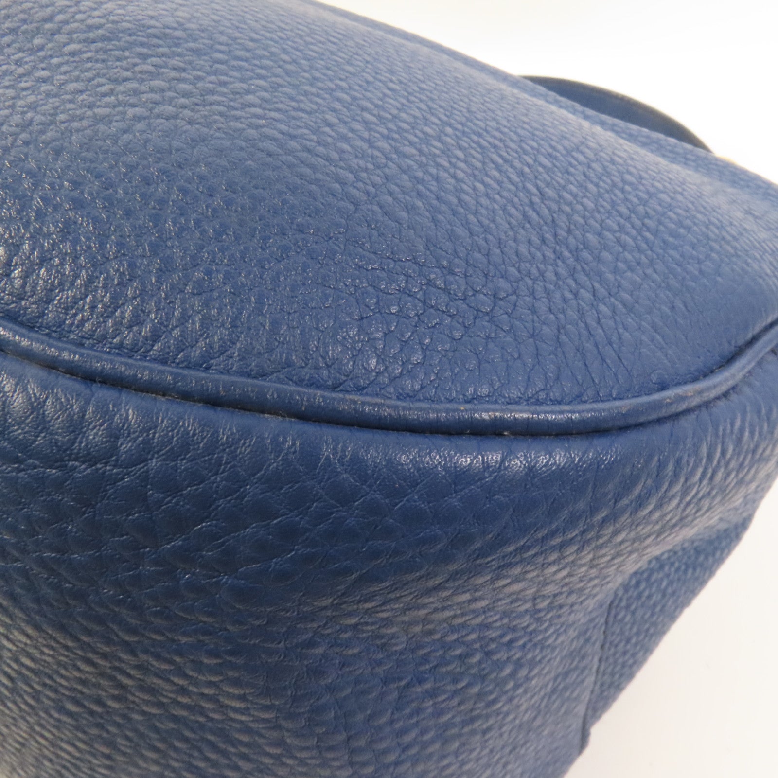 PRADA 牛皮皮革Shoulder Bag金扣肩背袋