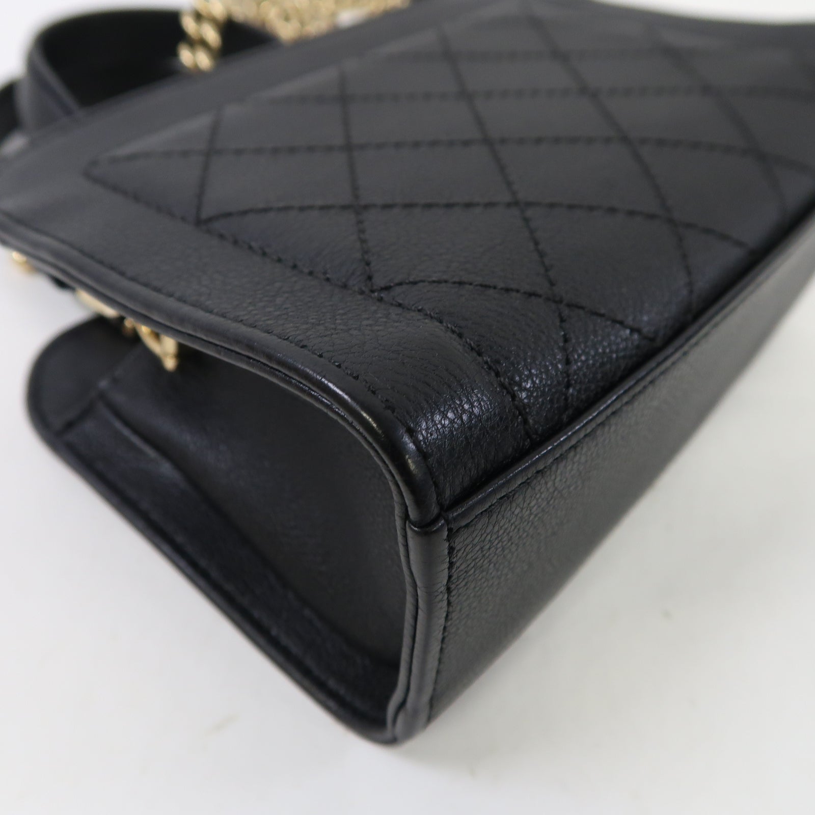 CHANEL 【激減優惠】菱格牛皮皮革Mini Cruise金扣手挽肩背兩用袋黑色