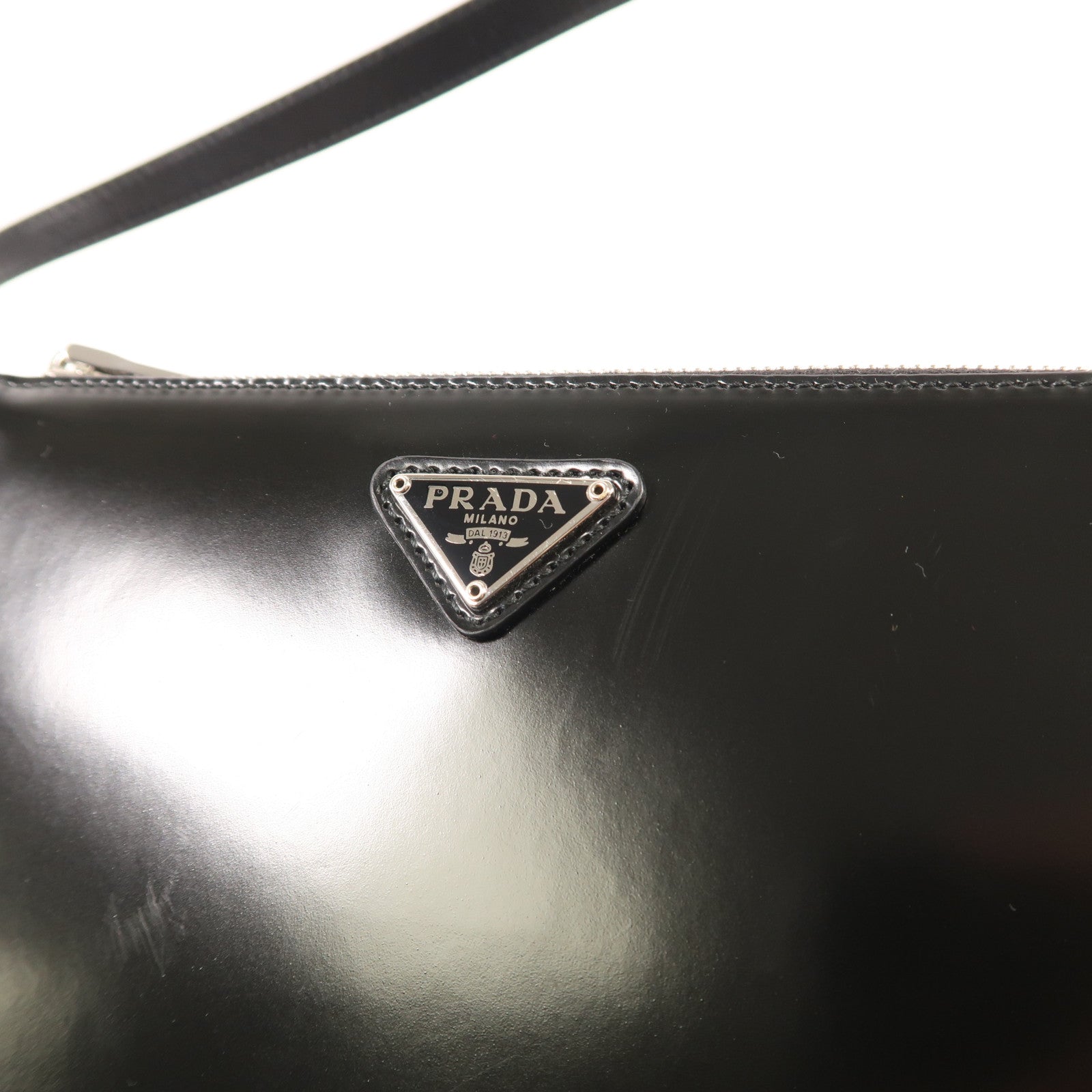 PRADA 牛皮皮革Shoulder Bag銀扣肩背袋