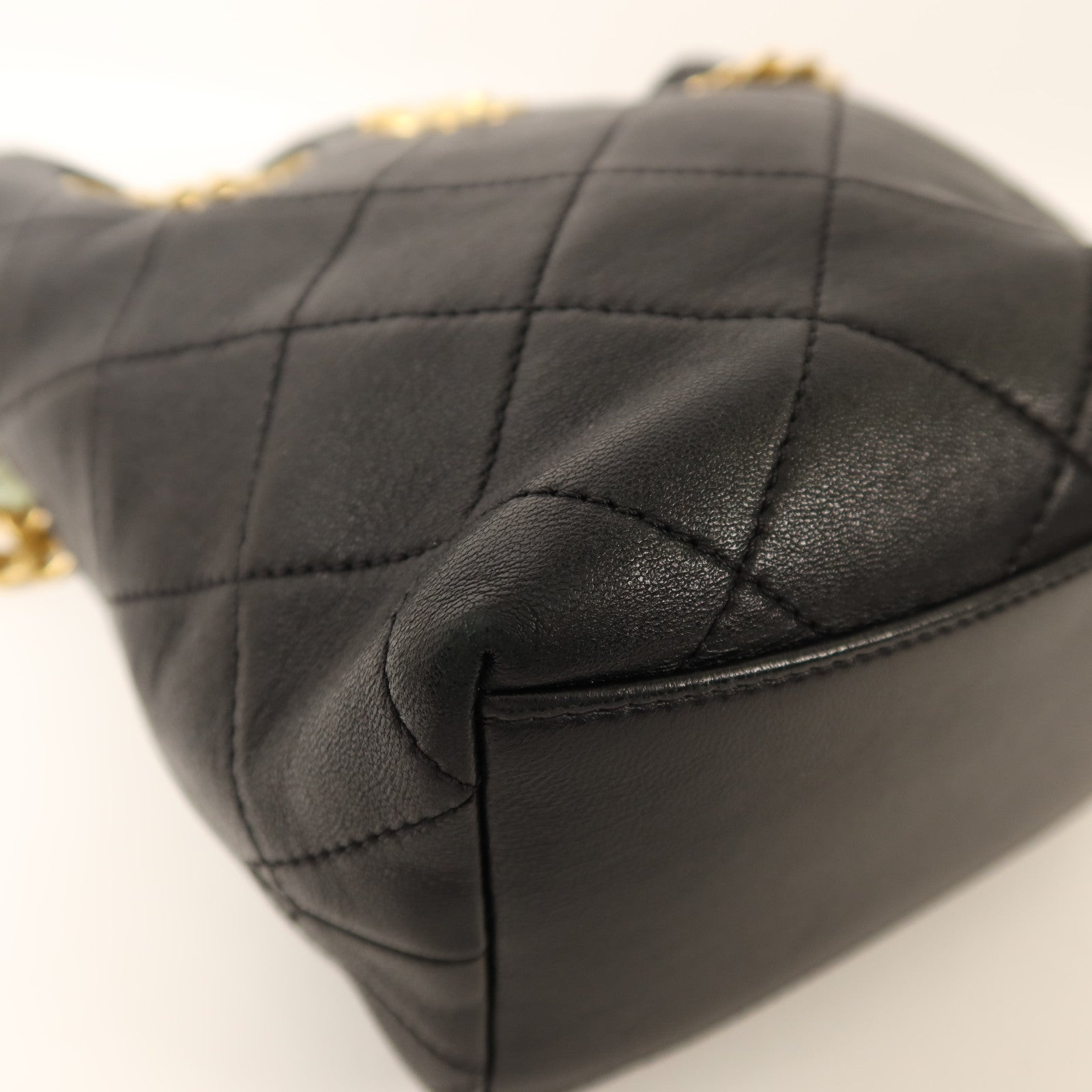 CHANEL 【激減優惠】牛皮皮革Chain Shoulder金扣鏈帶肩背袋