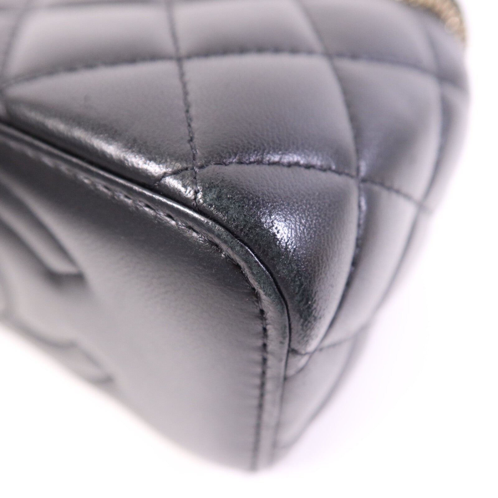 CHANEL 羊皮皮革Vanity Case金扣鏈帶肩背袋