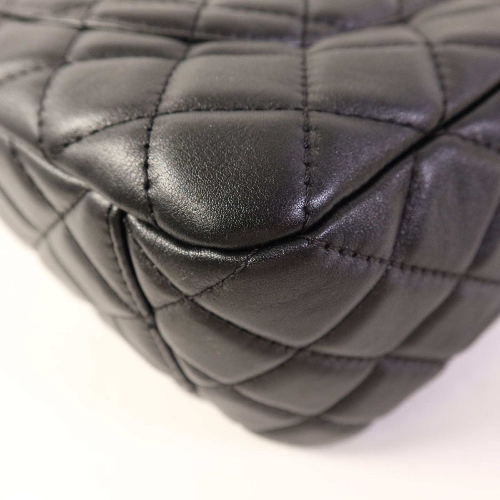 CHANEL 羊皮皮革Classic Flap Bag 40金扣鏈帶肩背袋