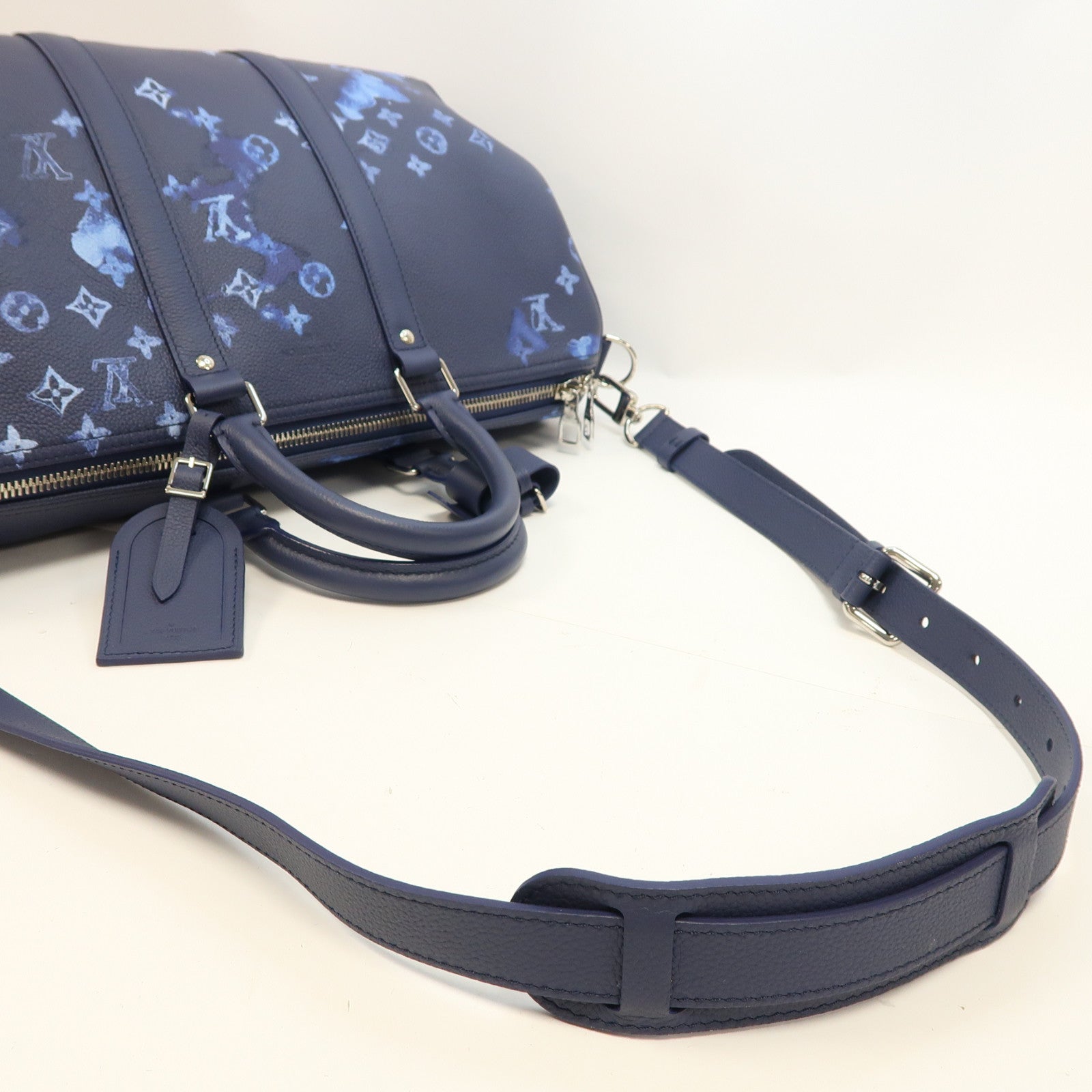 LOUIS VUITTON 【激減優惠】牛皮皮革Keepall Bandouliere 40銀扣手挽肩背兩用袋藍色