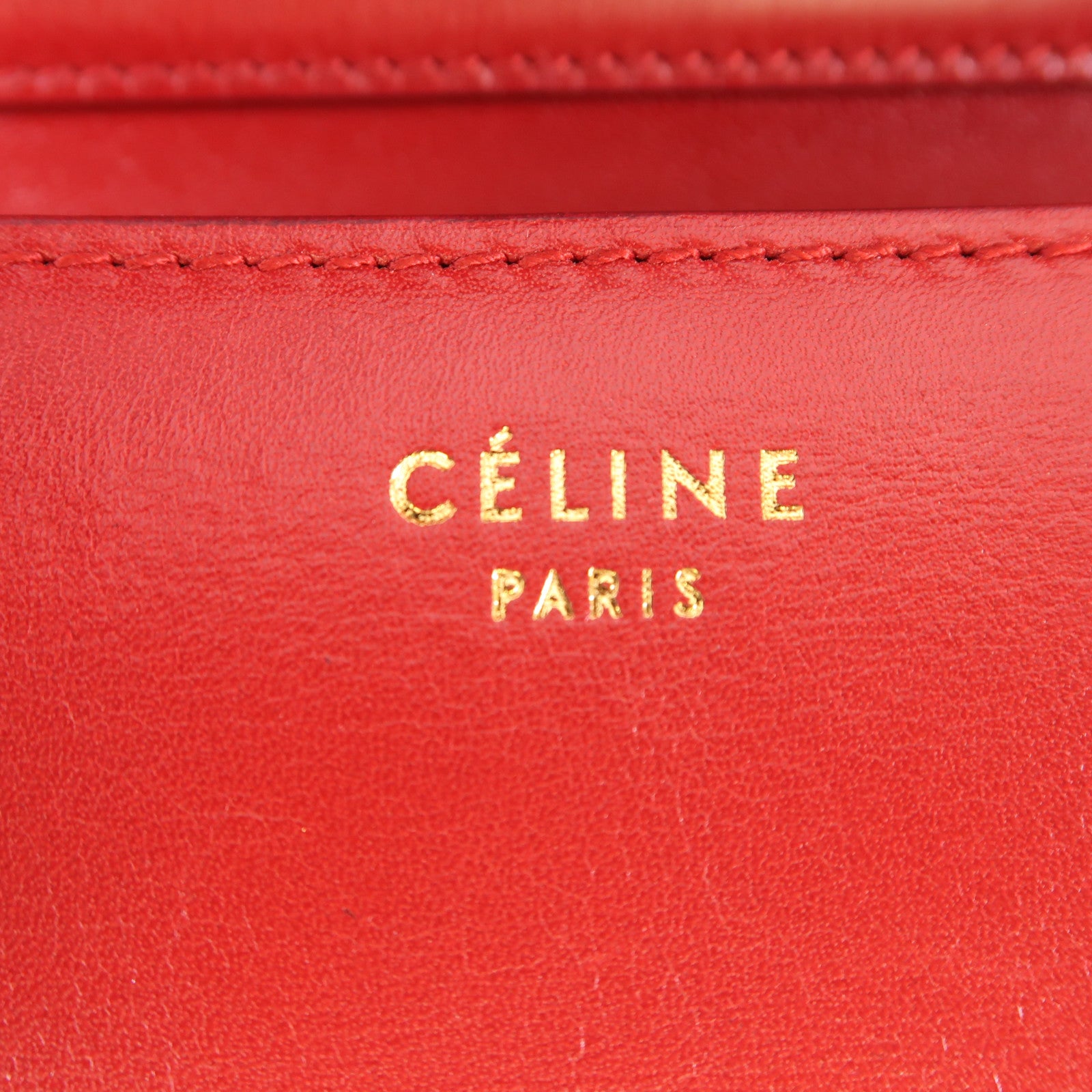CELINE 牛皮皮革Box Medium金扣肩背袋
