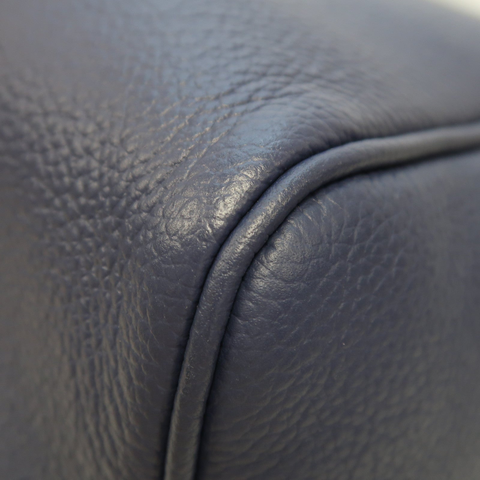 LOUIS VUITTON 【激減優惠】牛皮皮革Keepall Bandouliere 40銀扣手挽肩背兩用袋藍色