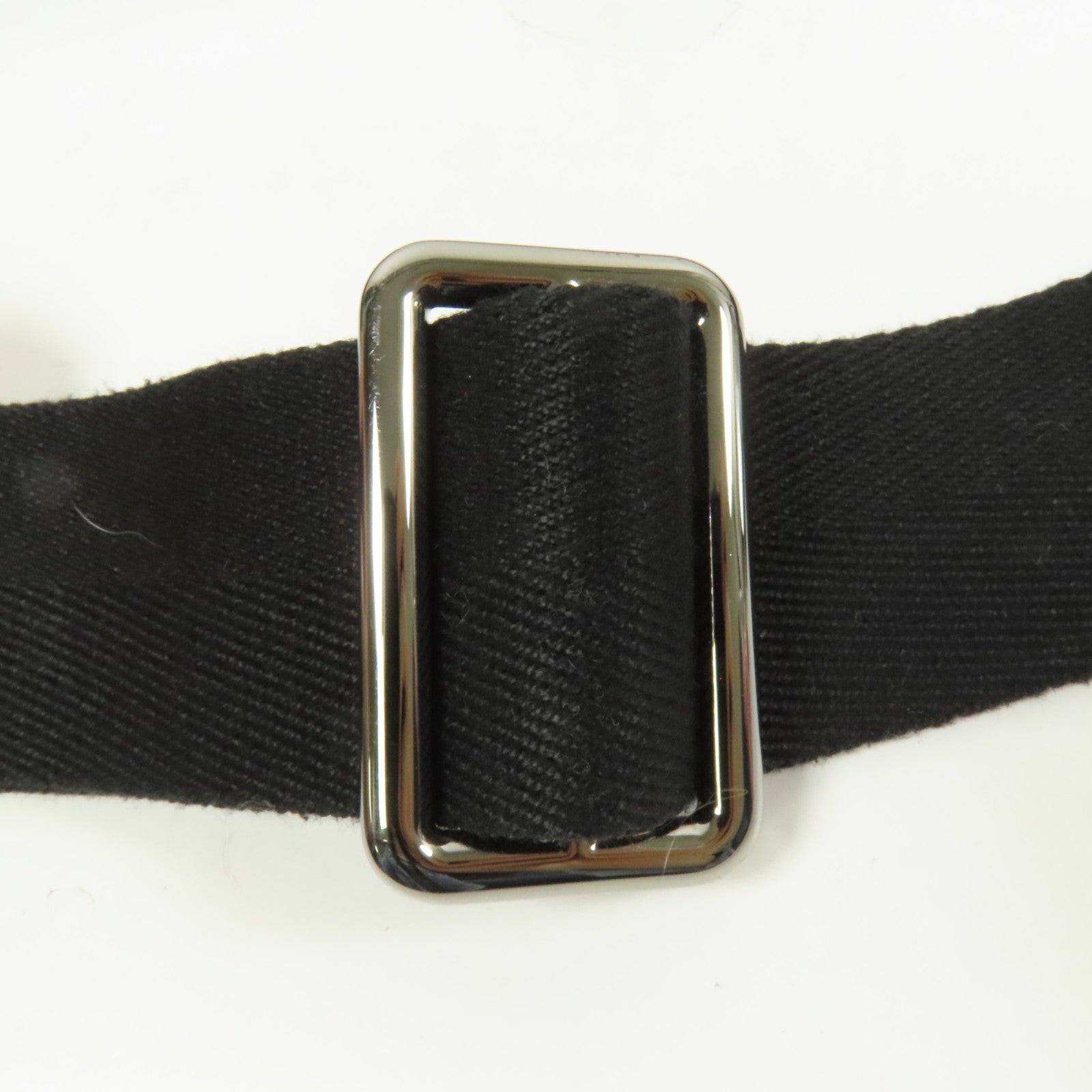 LOUIS VUITTON Monogram Eclipse District PM肩背袋