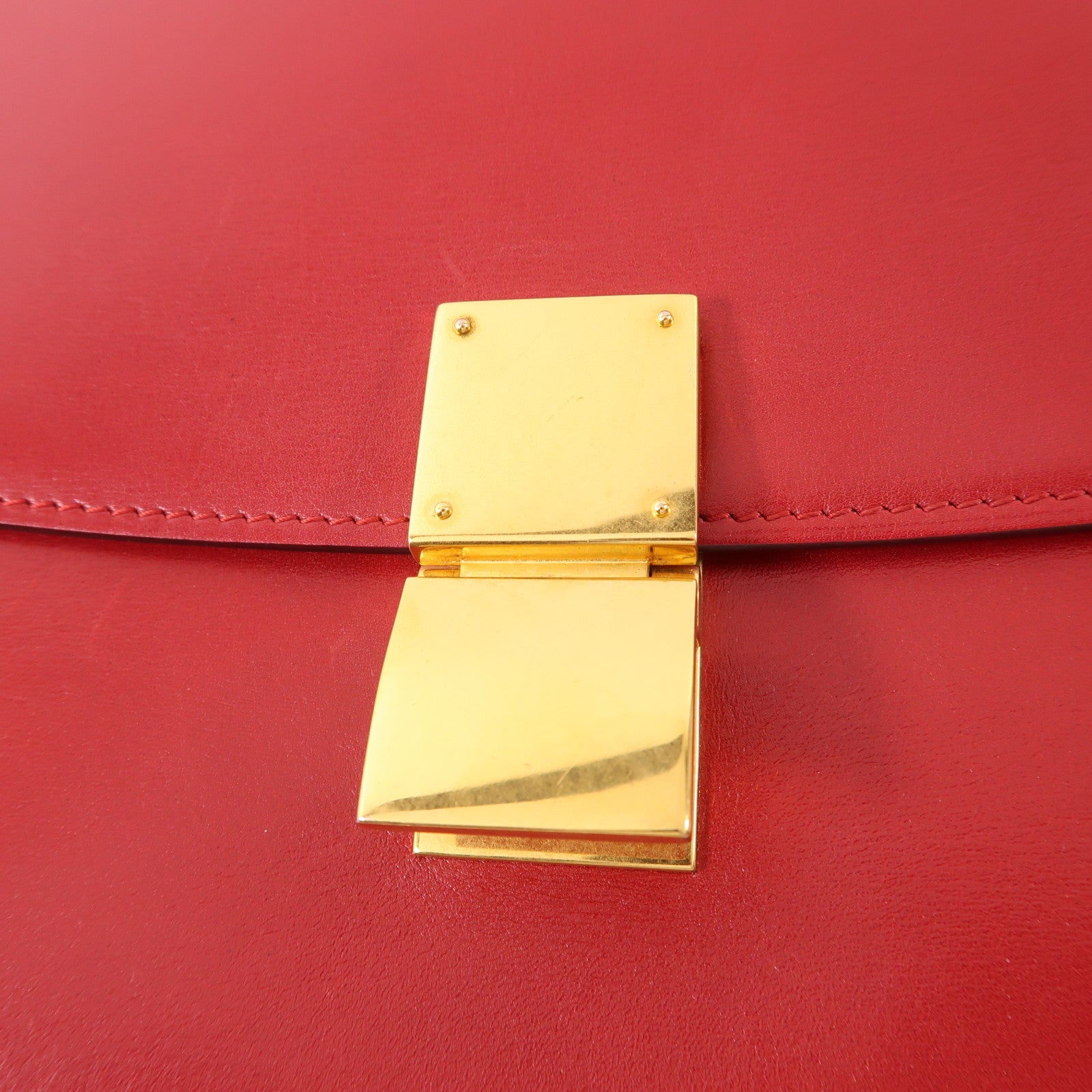 CELINE 牛皮皮革Box Medium金扣肩背袋