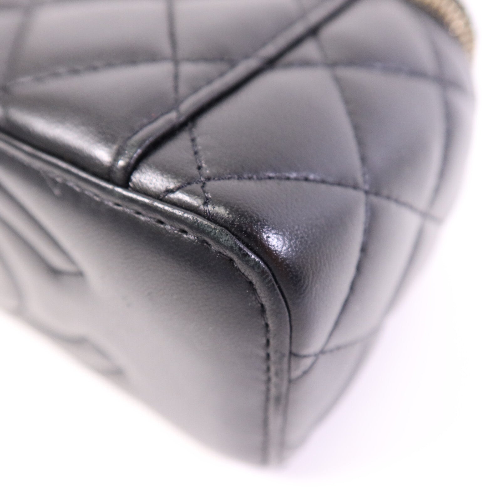 CHANEL 羊皮皮革Vanity Case金扣鏈帶肩背袋