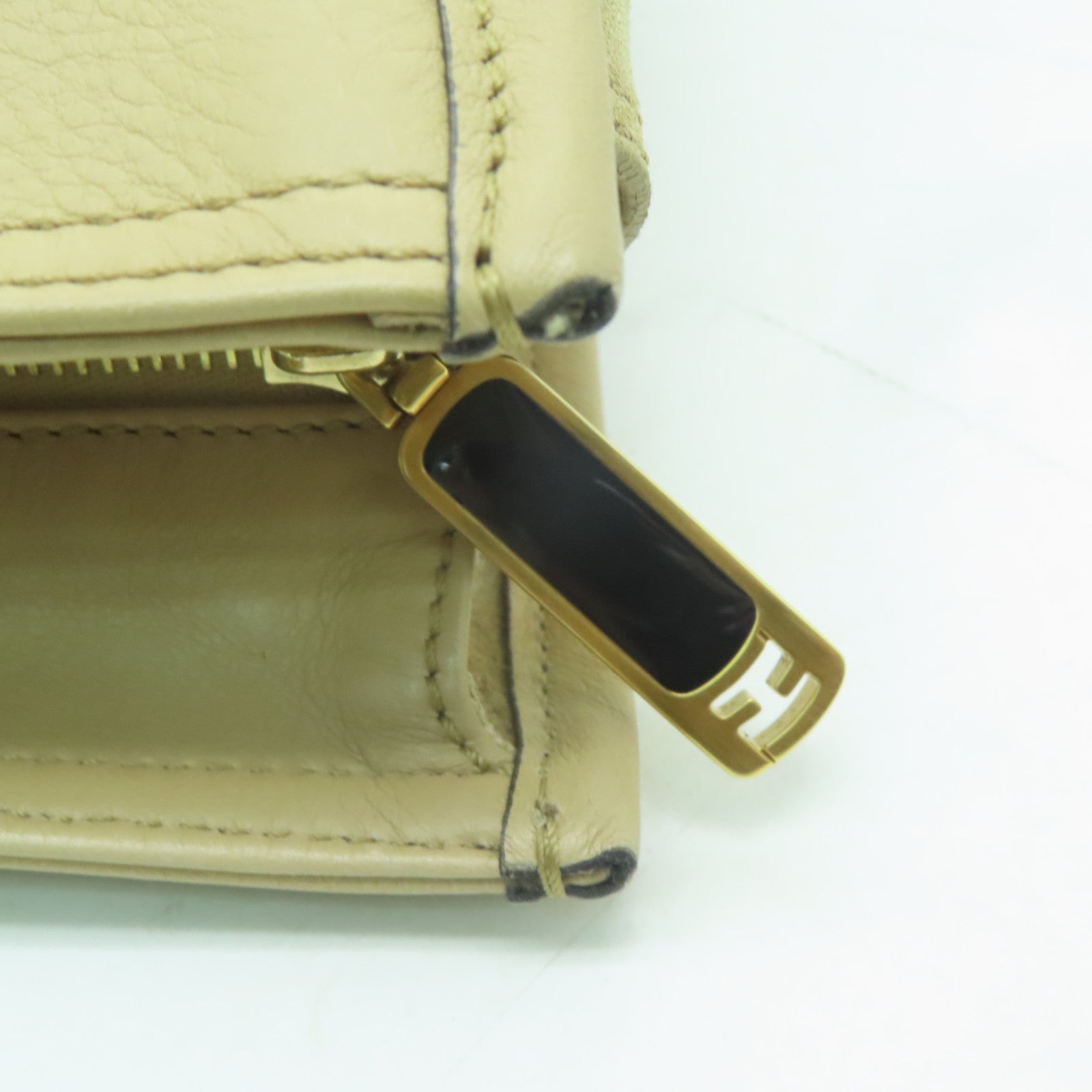 FENDI 【激減優惠】牛皮皮革Tote Bag金扣手挽袋淺啡色