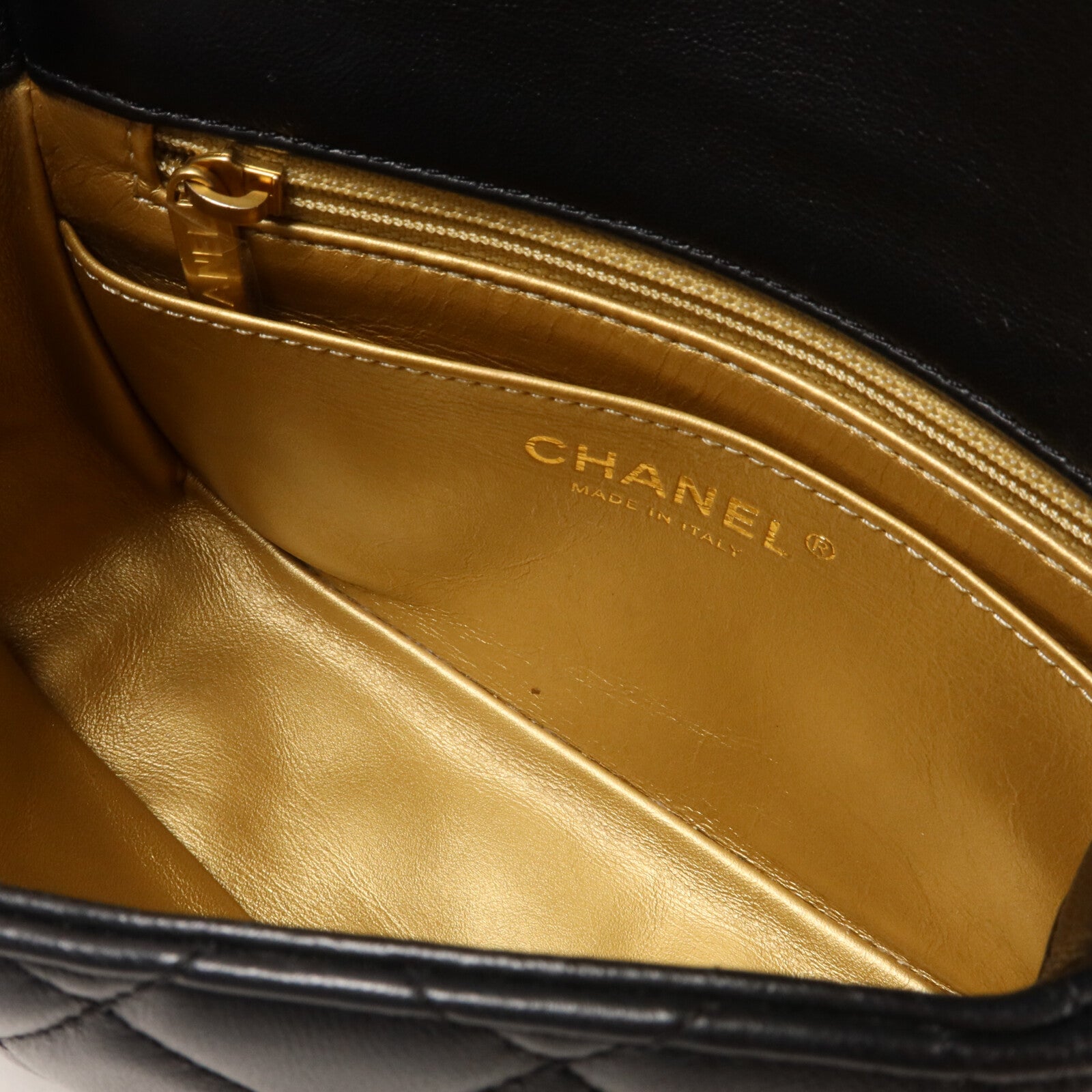 CHANEL 羊皮皮革Mini Classic 17 Gold Ball鏈帶肩背袋