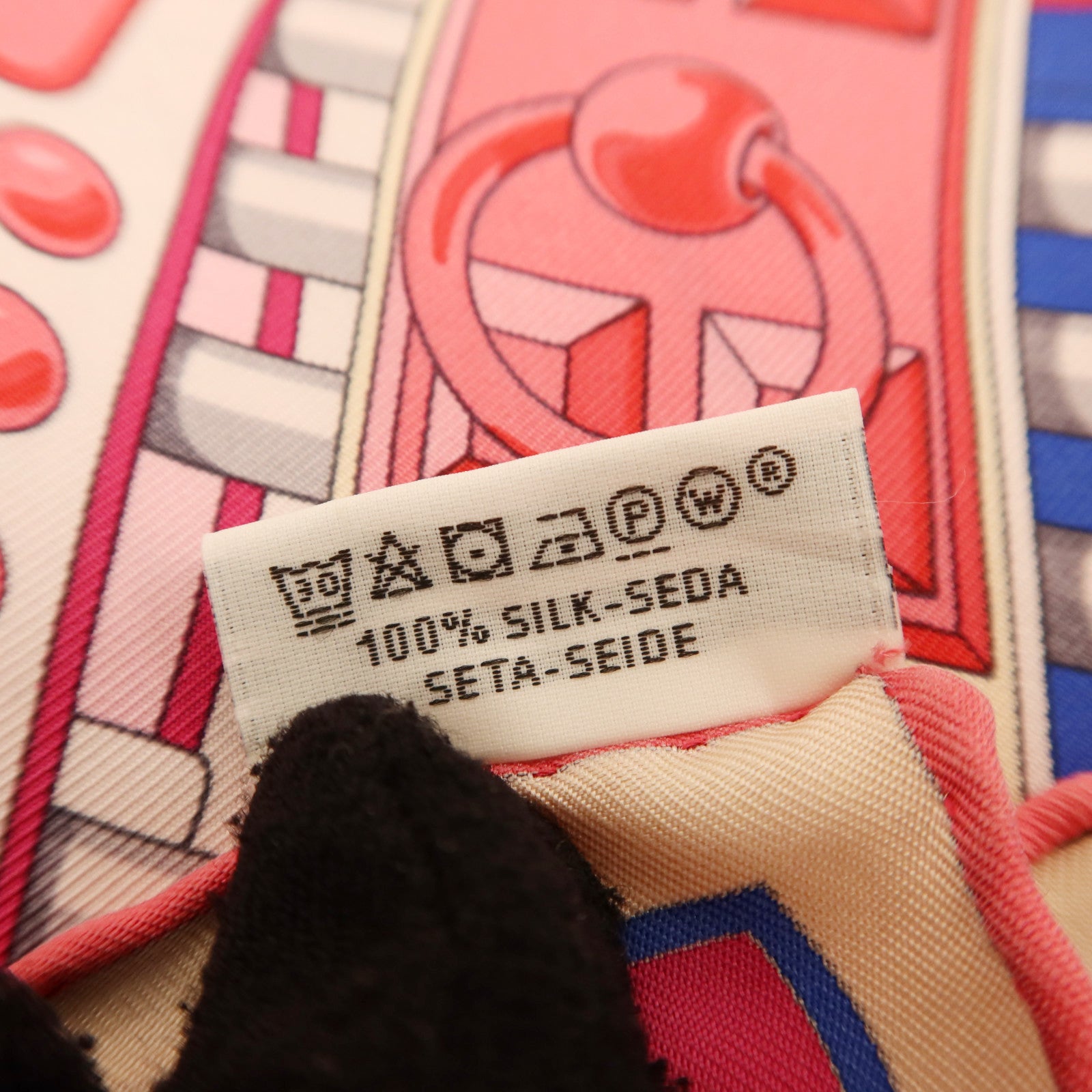 HERMES 絲質Scarf 90x90cm絲巾