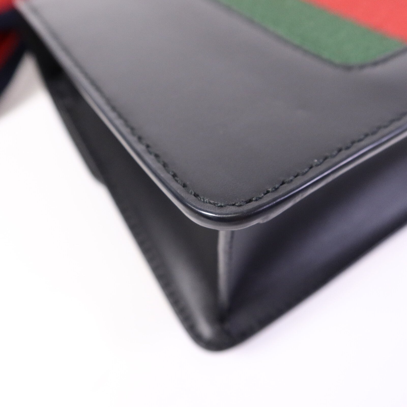 GUCCI 牛皮皮革Sylvie鏈帶肩背袋