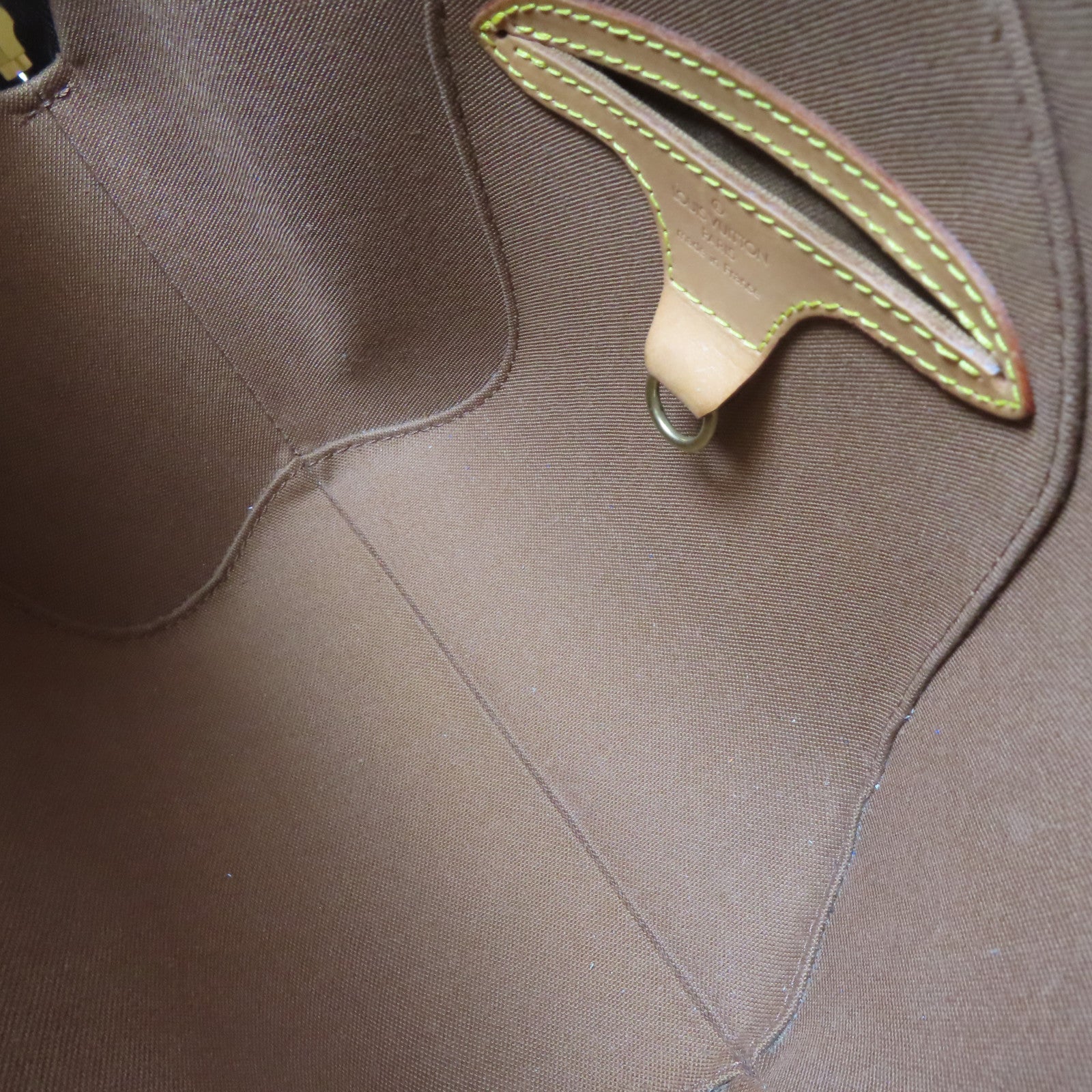 LOUIS VUITTON 【激減優惠】Monogram Elipse PM金扣手挽袋啡色