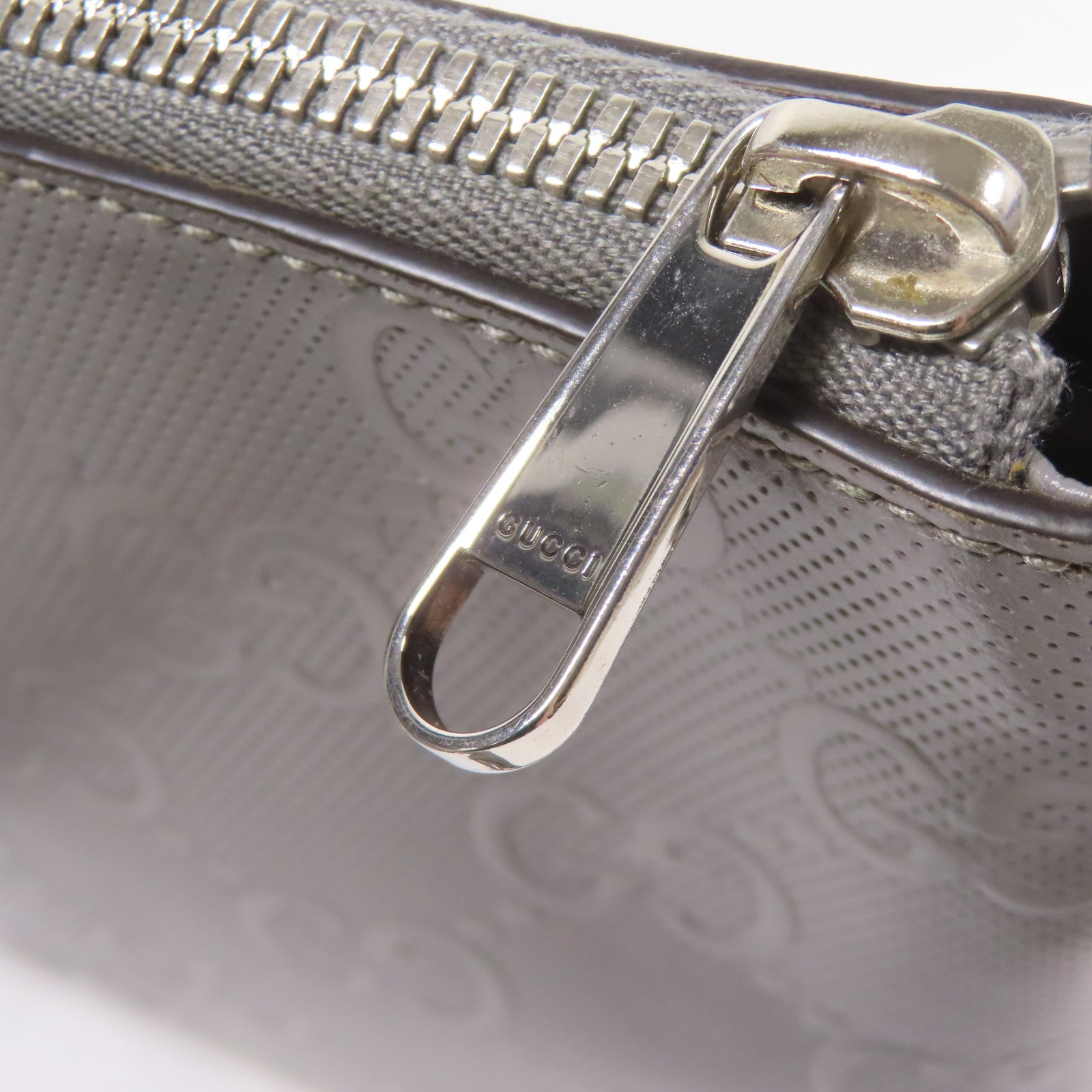 GUCCI 皮革Shoulder Bag銀扣肩背袋
