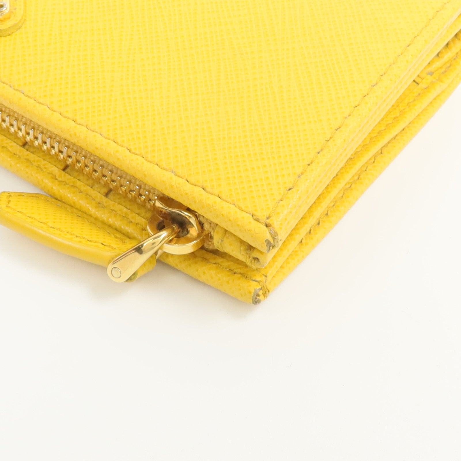 PRADA Saffiano皮革Wallet長錢包