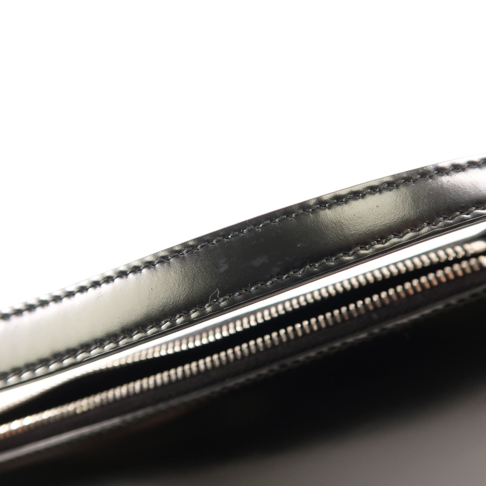 PRADA 【激減優惠】牛皮皮革Shoulder Bag銀扣肩背袋