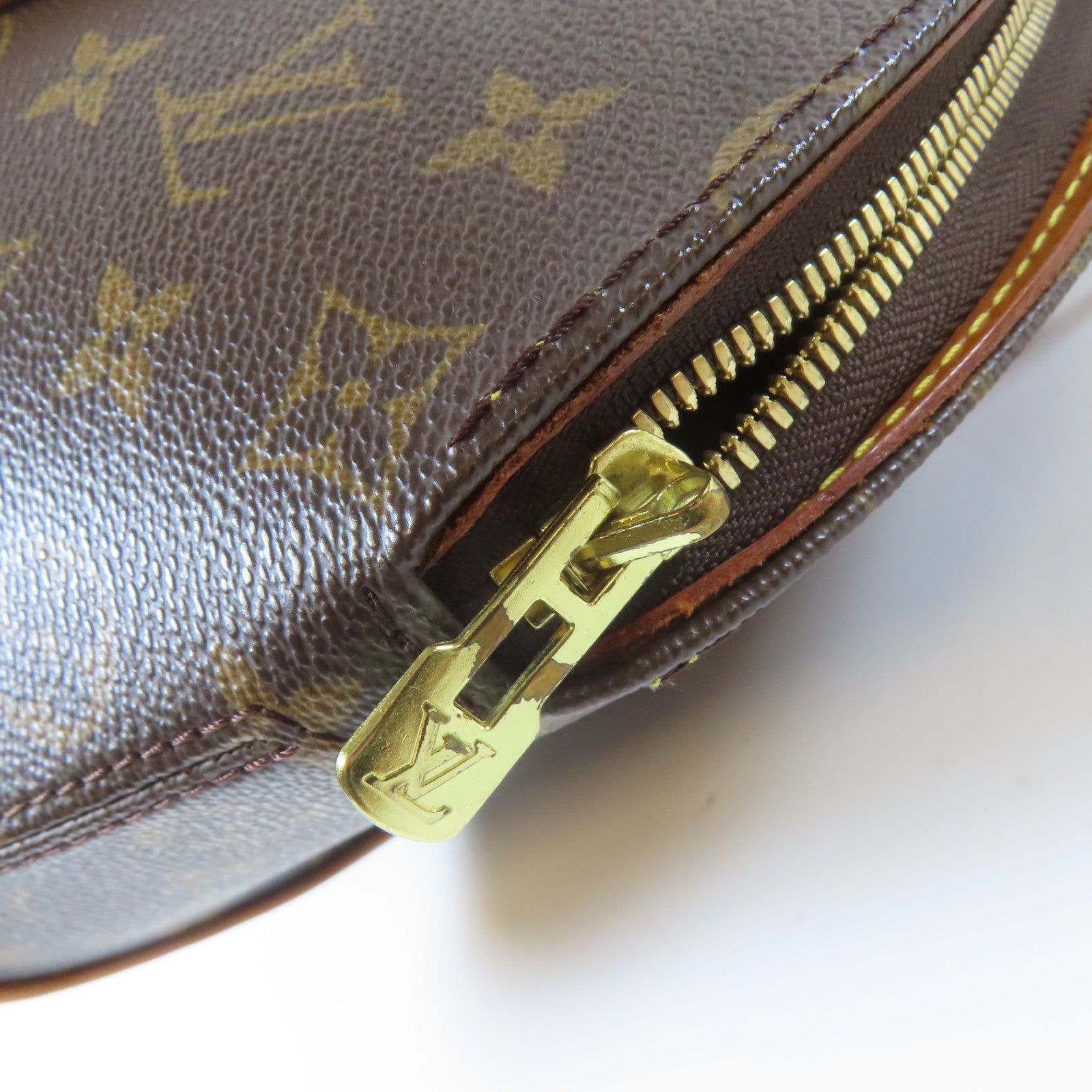 LOUIS VUITTON 【激減優惠】Monogram Elipse PM金扣手挽袋啡色