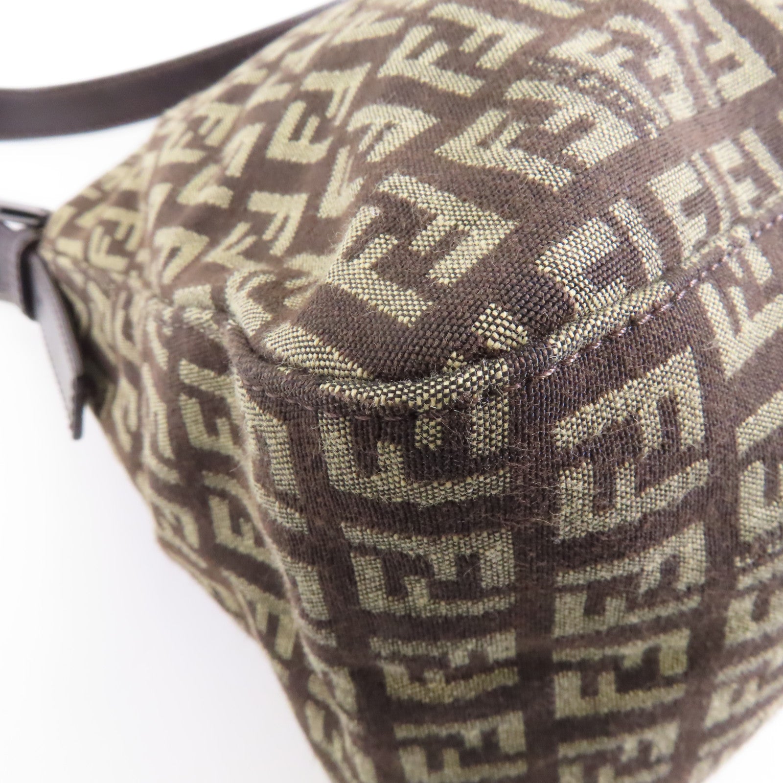 FENDI 帆布/皮革Mamma Baguette Vintage肩背袋啡色