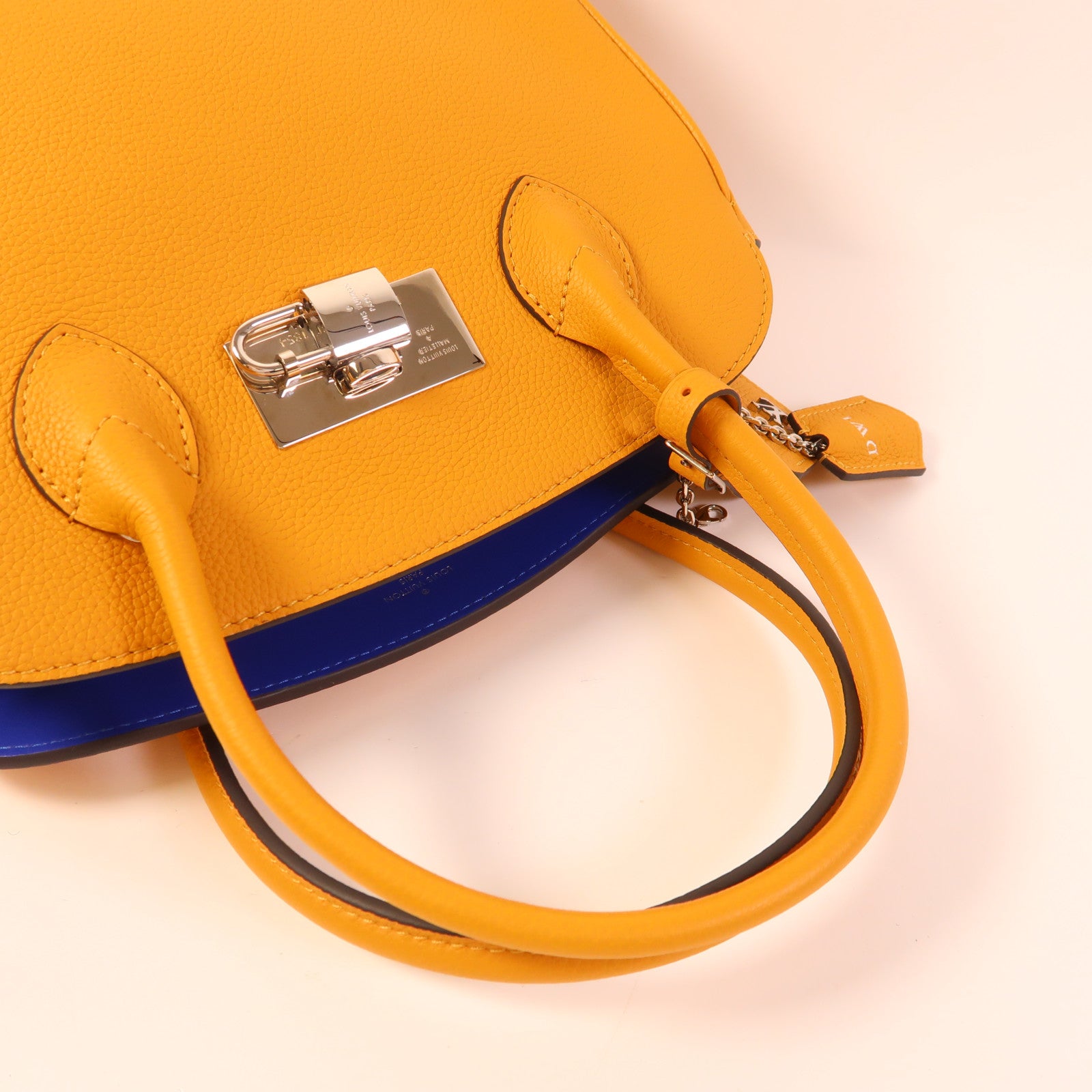 LOUIS VUITTON 牛皮皮革Milla PM銀扣手挽肩背兩用袋