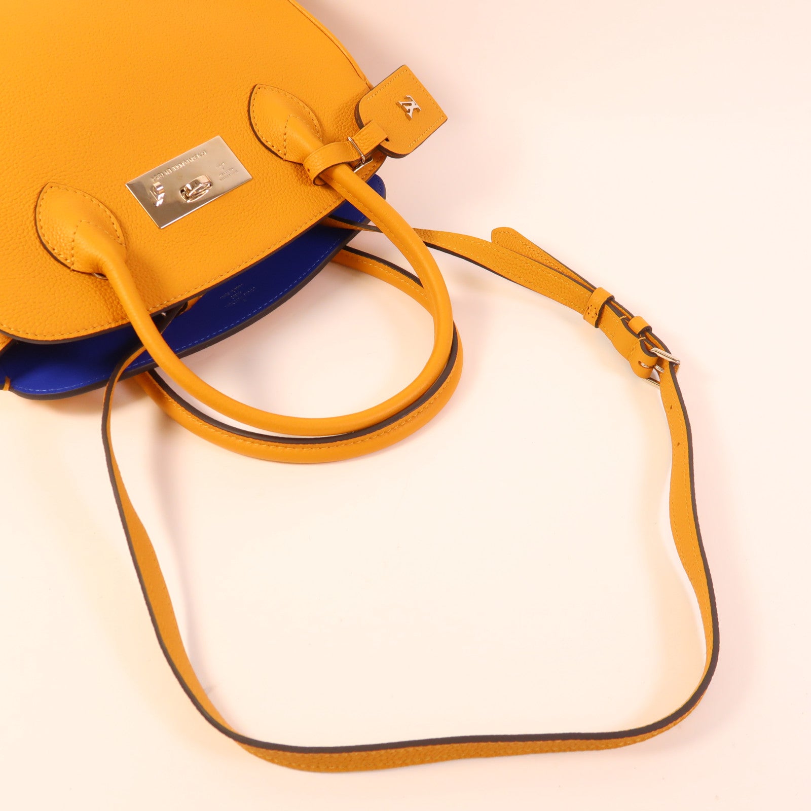 LOUIS VUITTON 牛皮皮革Milla PM銀扣手挽肩背兩用袋