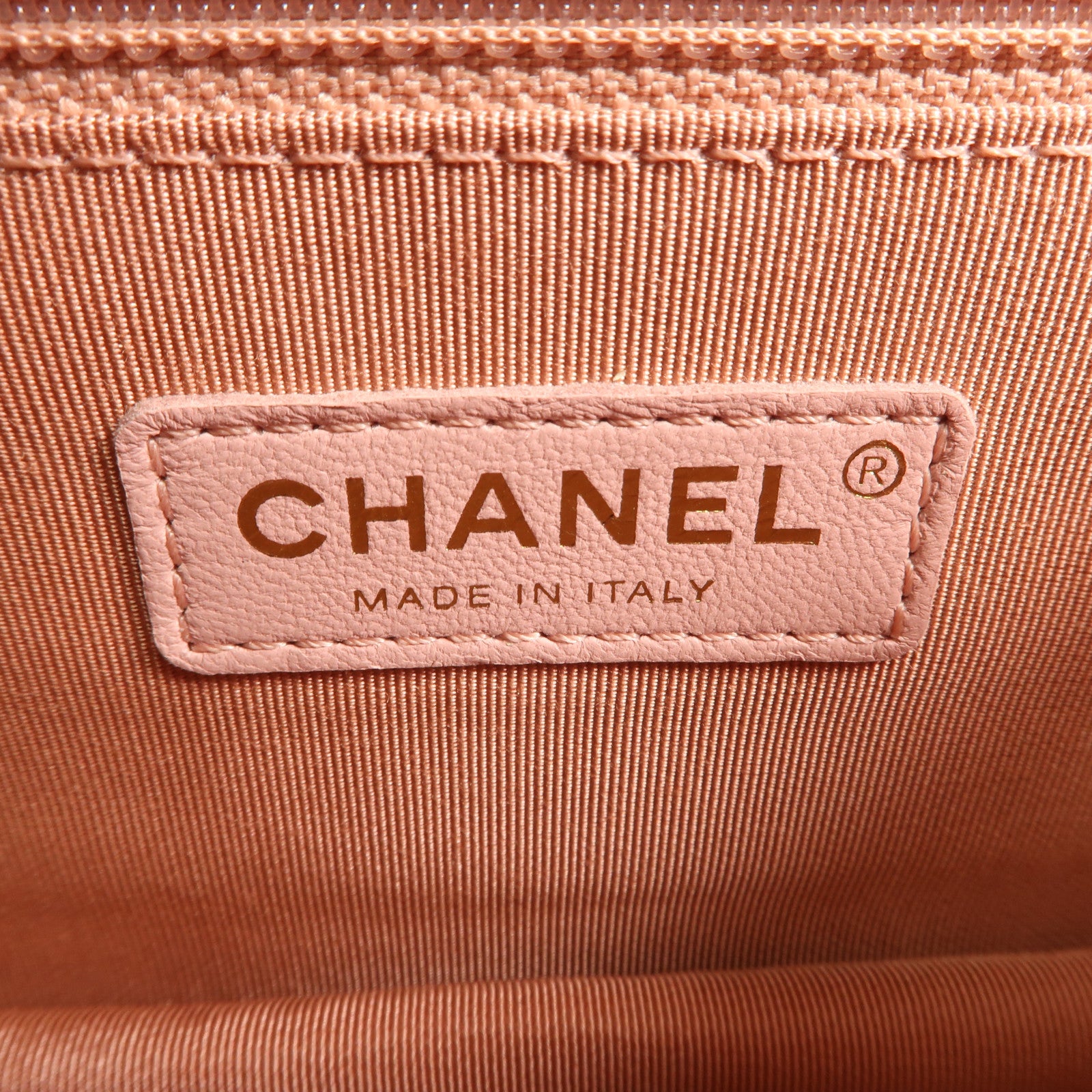 CHANEL 牛皮皮革Shoulder Bag金扣鏈帶肩背袋