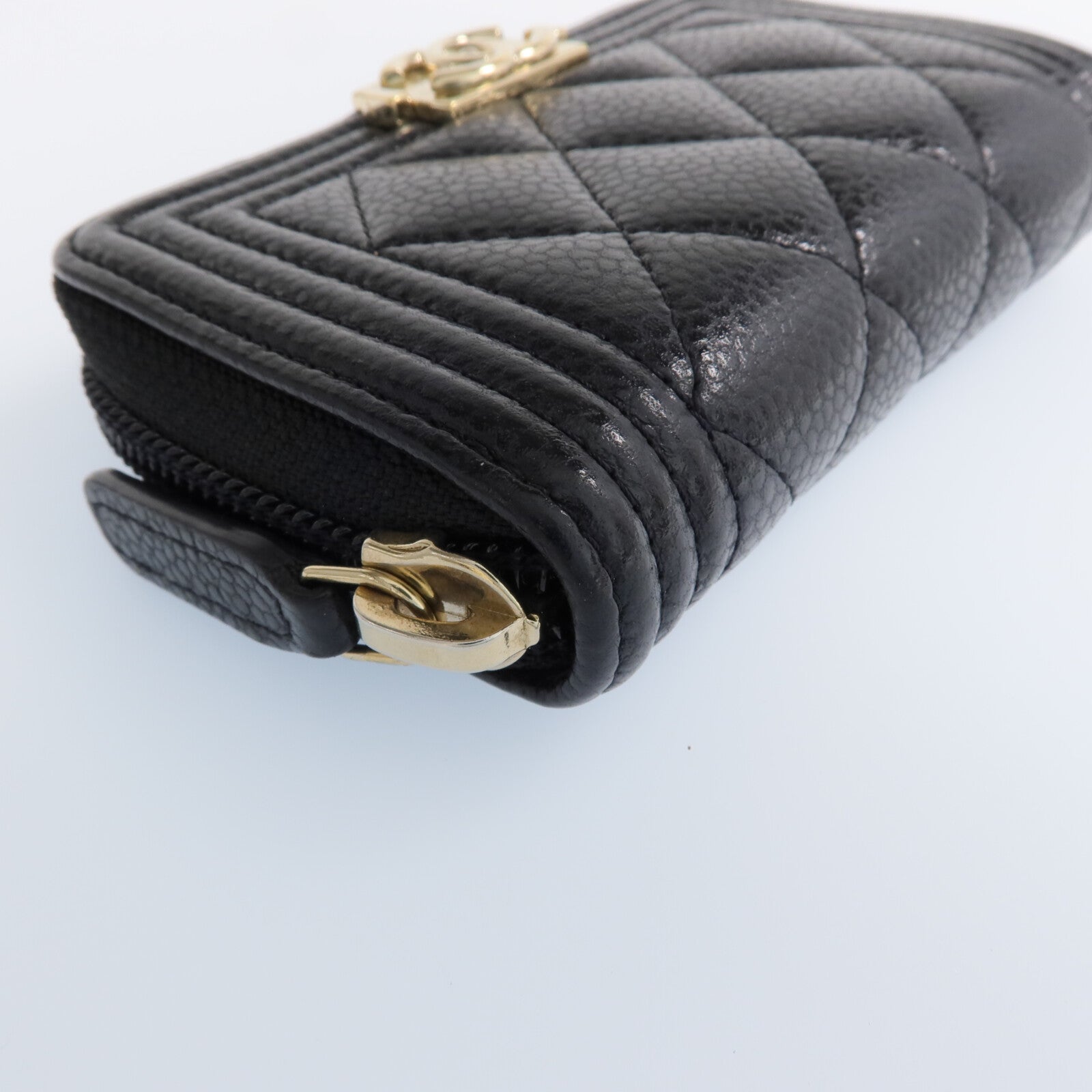 CHANEL 牛皮皮革Boy Card Case金扣卡片套