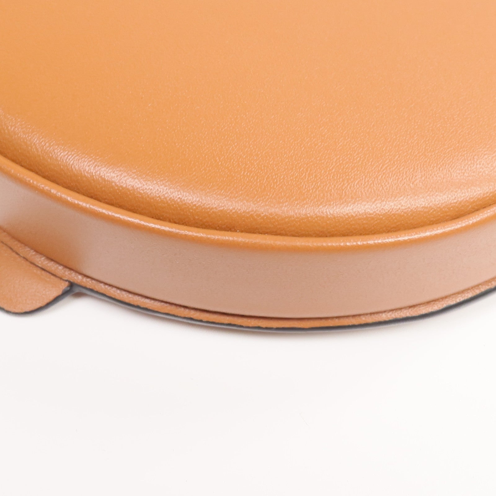 LOEWE 【激減優惠】牛皮皮革Mini Heel Pouch肩背袋
