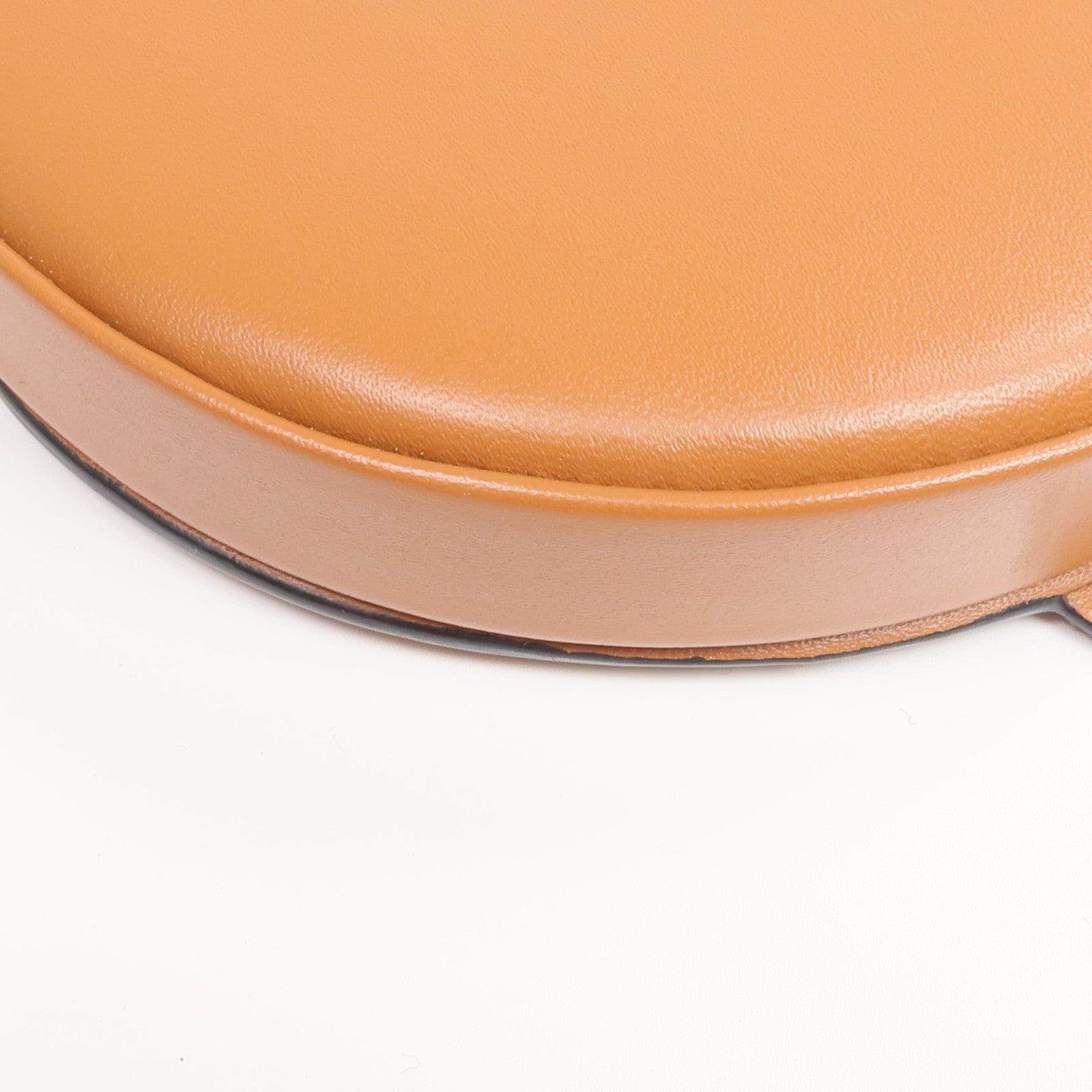 LOEWE 【激減優惠】牛皮皮革Mini Heel Pouch肩背袋