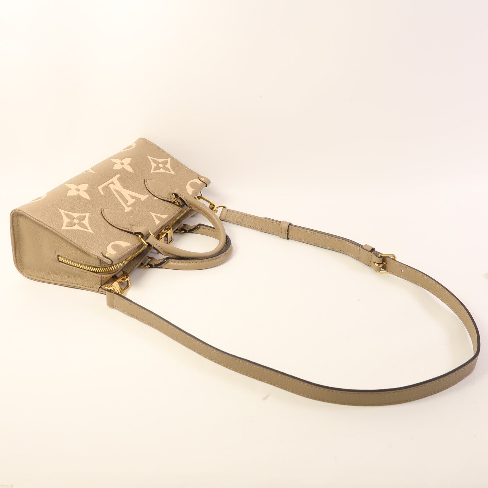 LOUIS VUITTON Monogram Empreinte On The Go East West金扣手挽肩背兩用袋