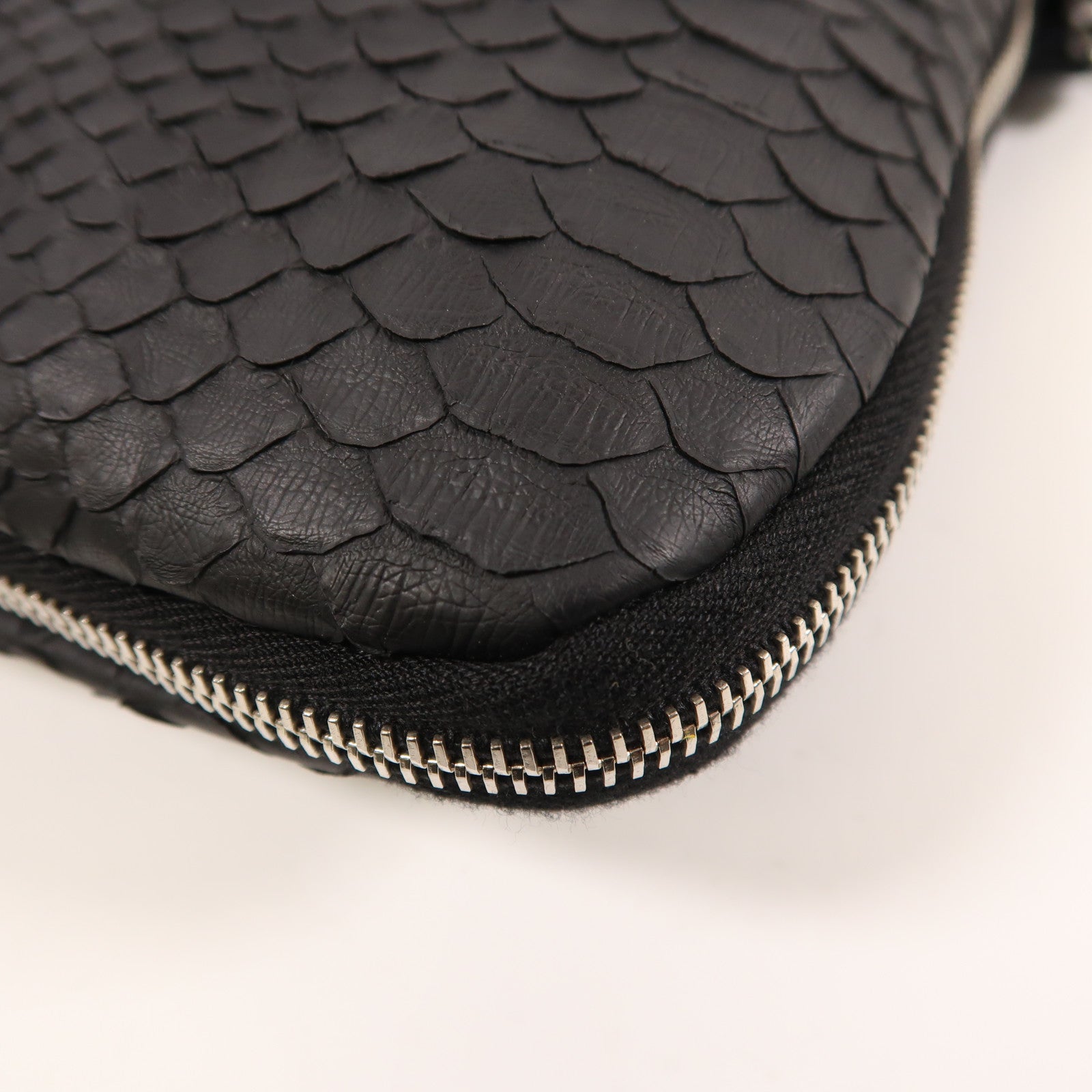 CHANEL 蛇皮皮革Shoulder Bag銀扣肩背袋