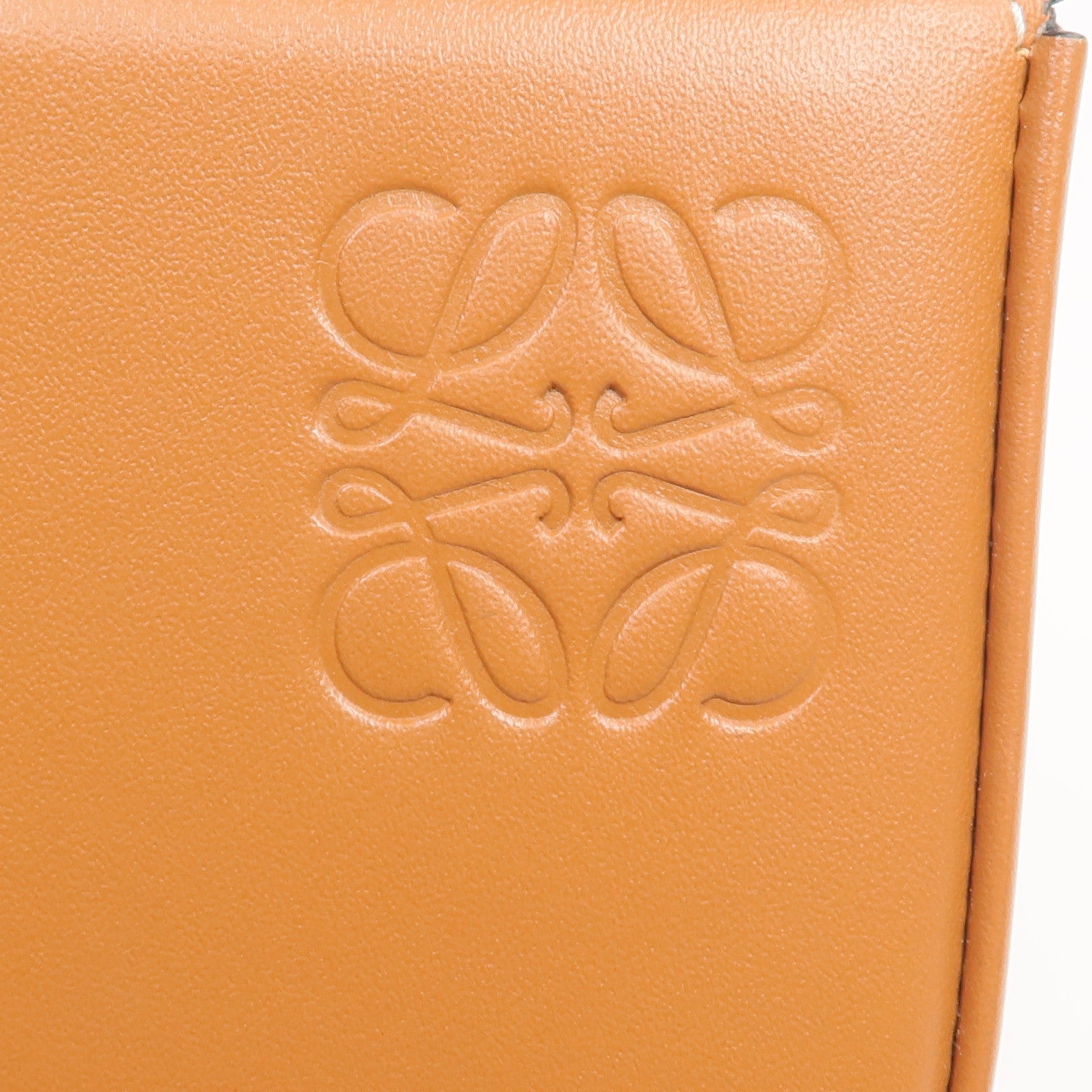 LOEWE 【激減優惠】牛皮皮革Mini Heel Pouch肩背袋