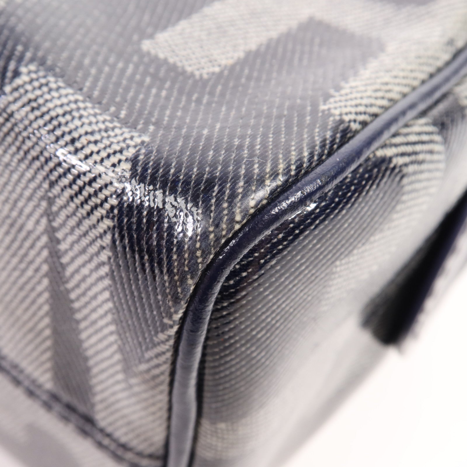 MARC BY MARC JACOBS 塗層帆布Pouch金扣手拿包