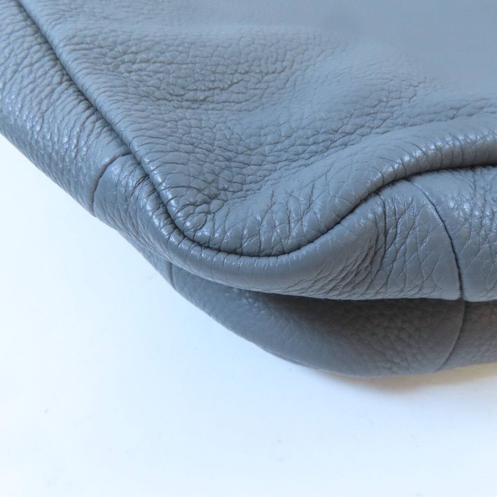 PRADA 牛皮皮革Shoulder Bag銀扣肩背袋灰色