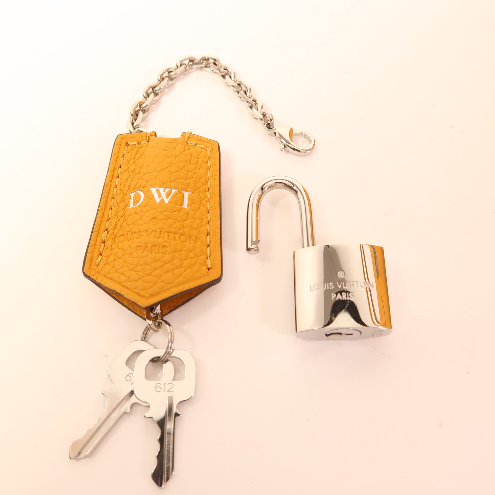 LOUIS VUITTON 牛皮皮革Milla PM銀扣手挽肩背兩用袋