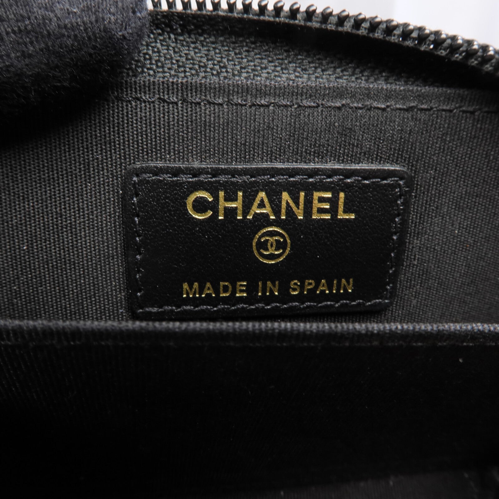 CHANEL 牛皮皮革Boy Card Case金扣卡片套