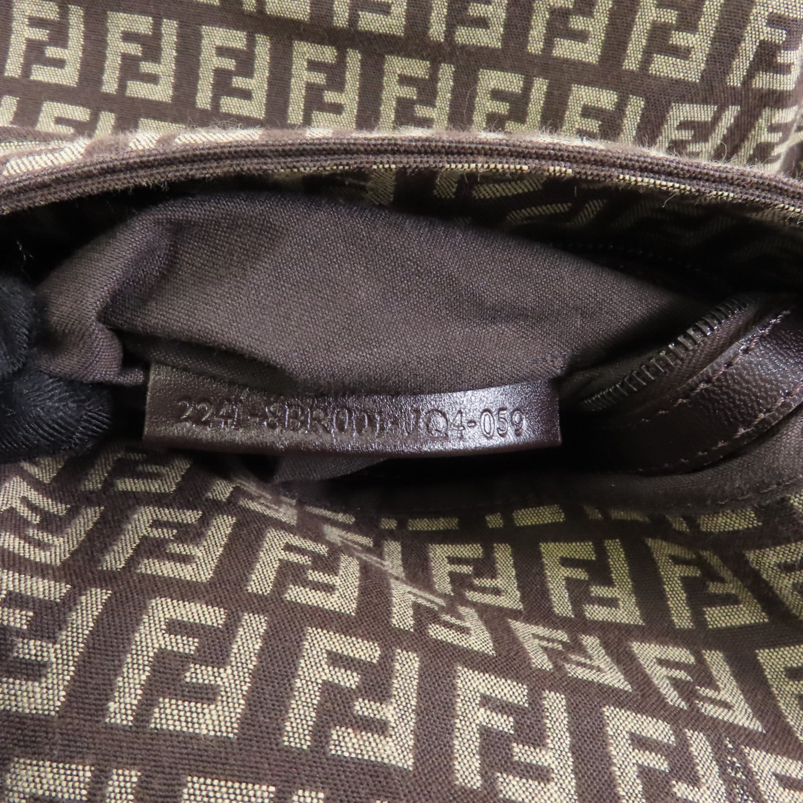 FENDI 帆布/皮革Mamma Baguette Vintage肩背袋啡色