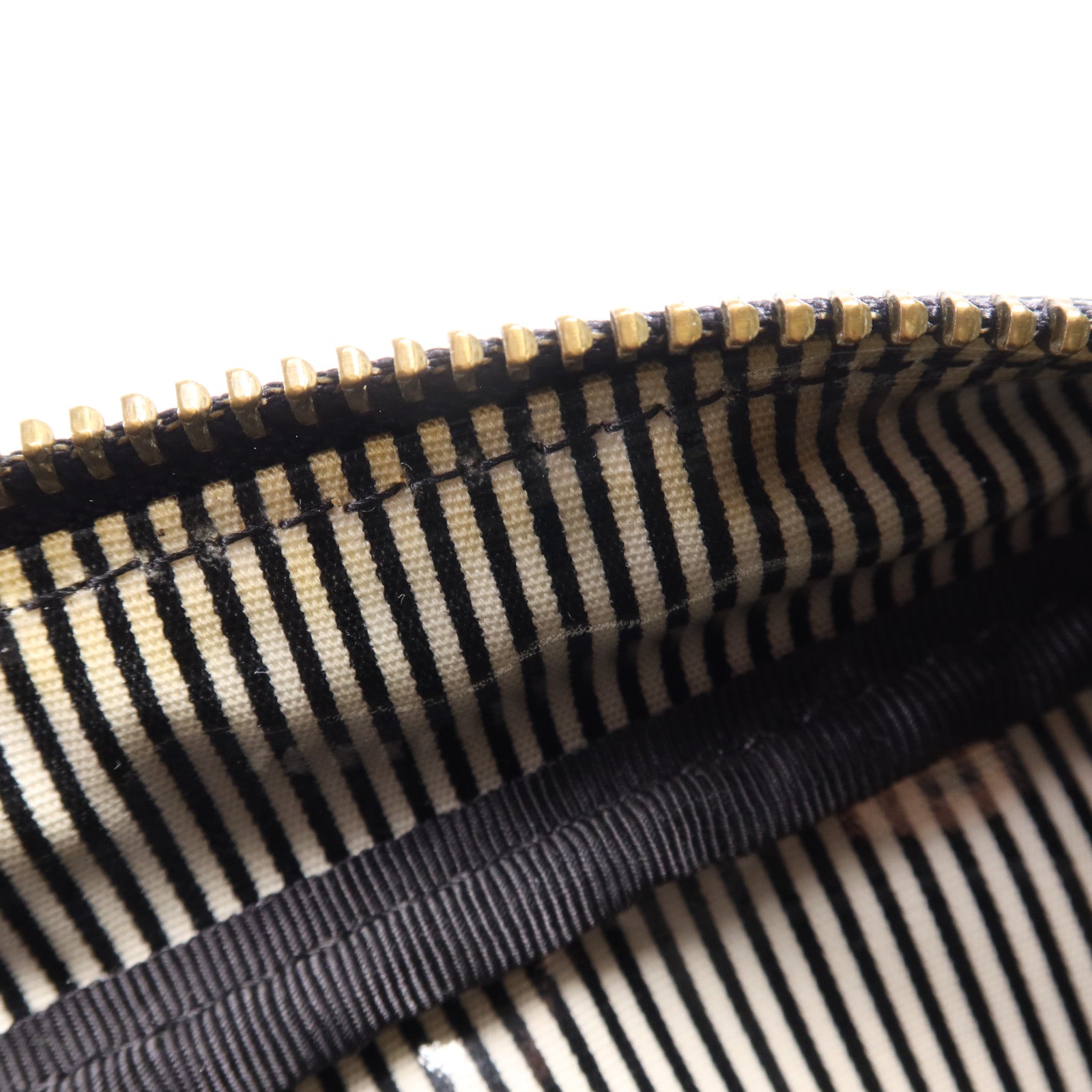 MARC BY MARC JACOBS 塗層帆布Pouch金扣手拿包