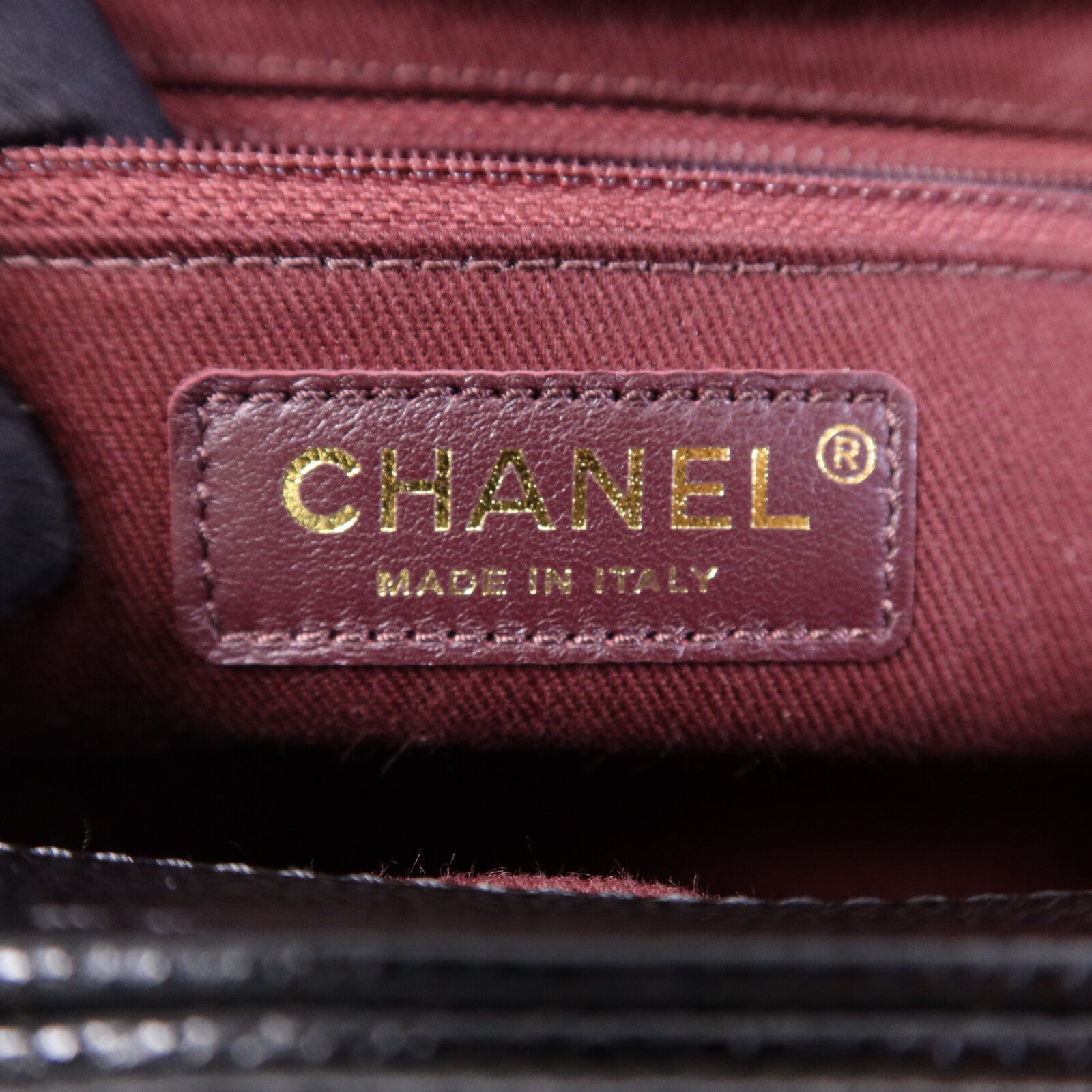 CHANEL 牛皮皮革Business Affinity Small金扣鏈帶手挽肩背兩用袋