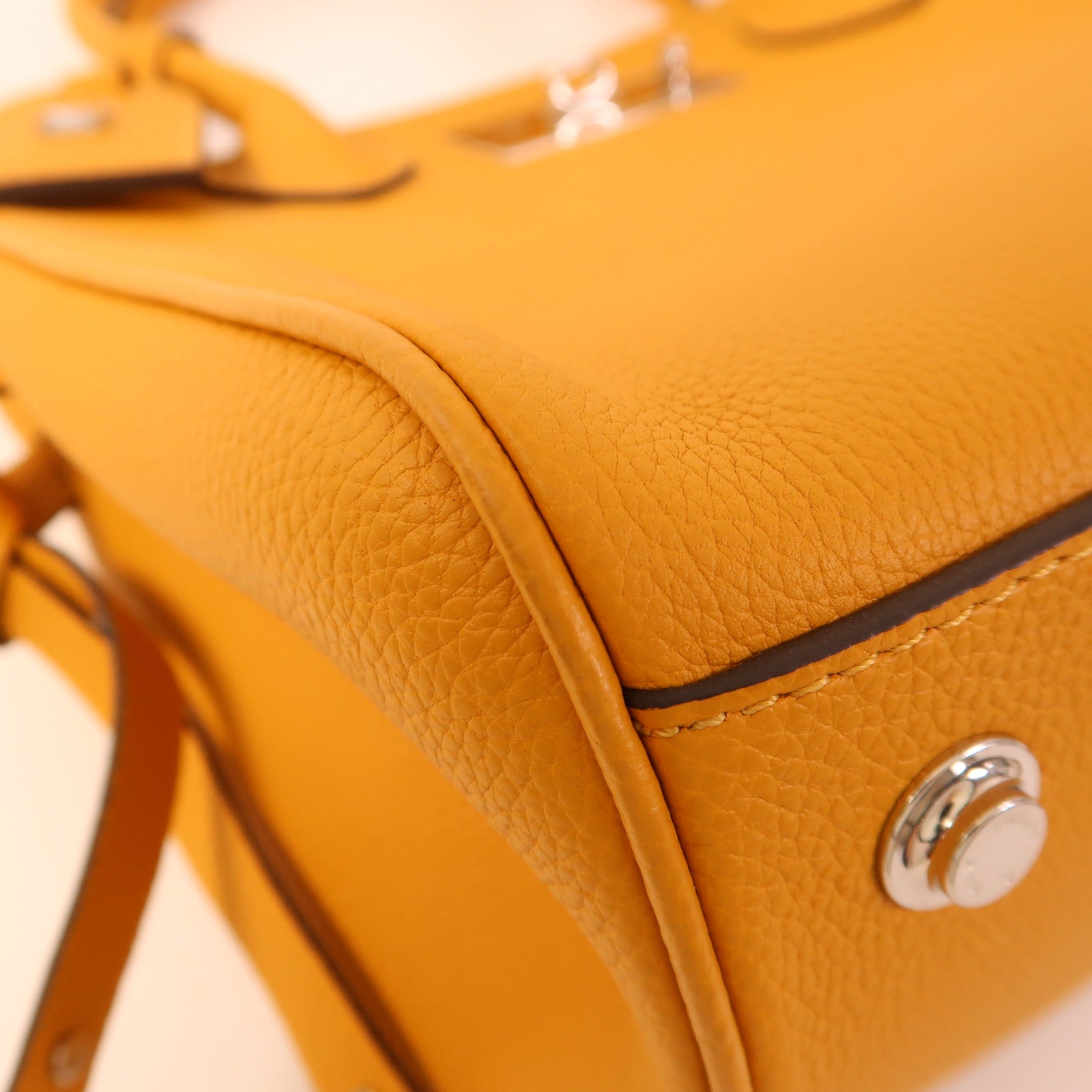 LOUIS VUITTON 牛皮皮革Milla PM銀扣手挽肩背兩用袋